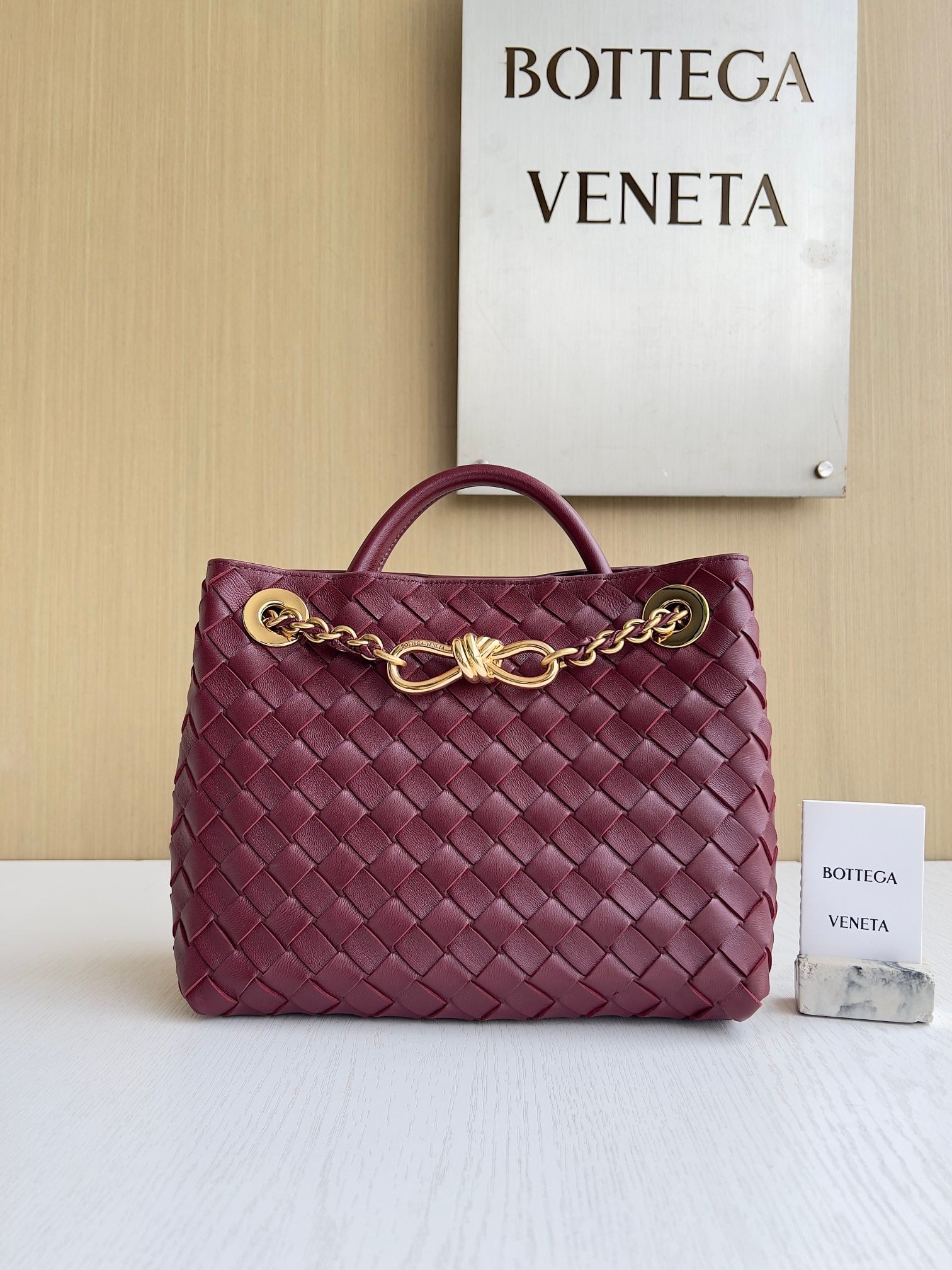 Andiamo Bottega Veneta 786008.A1