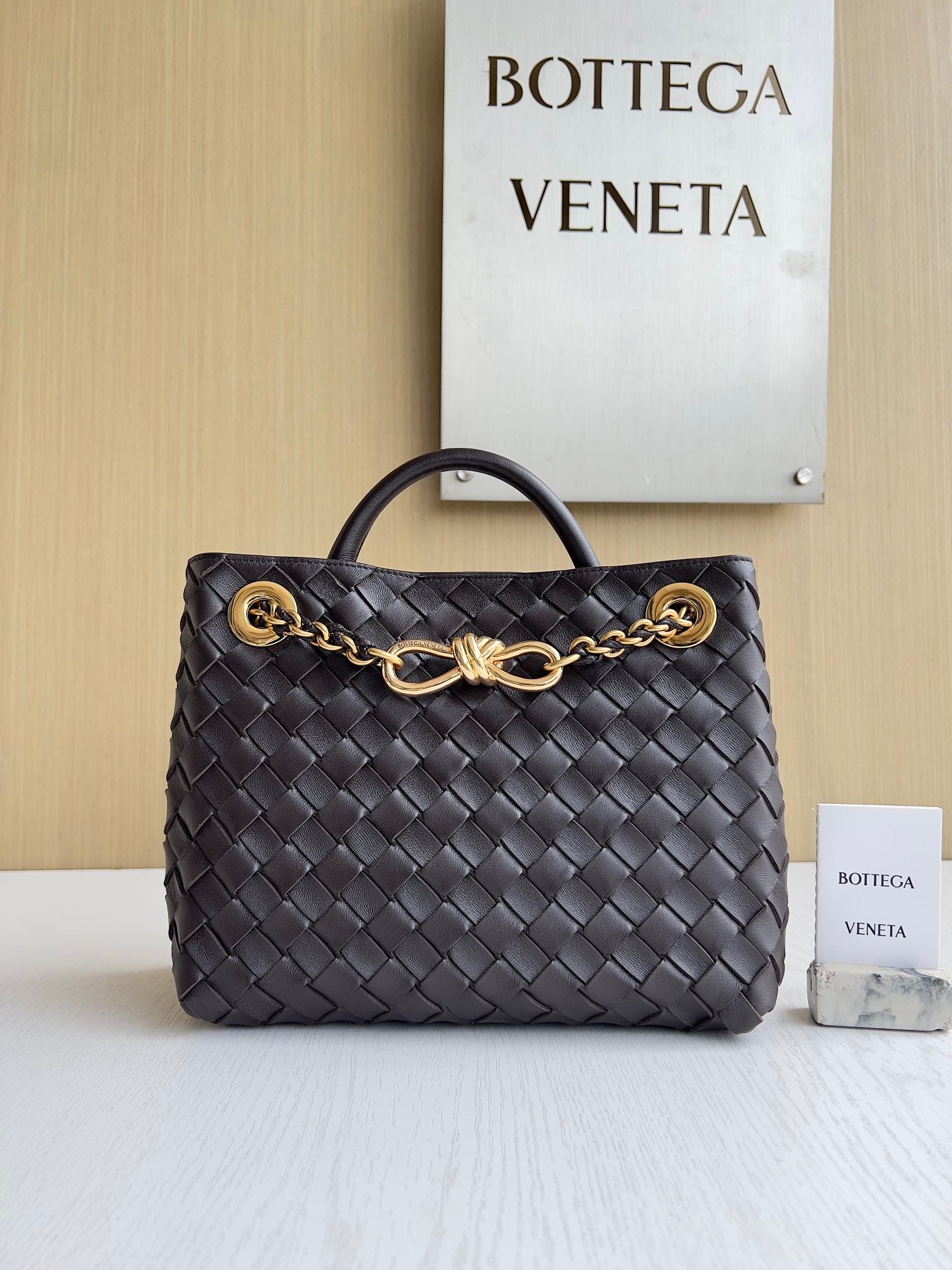 Andiamo Bottega Veneta 786008.A8