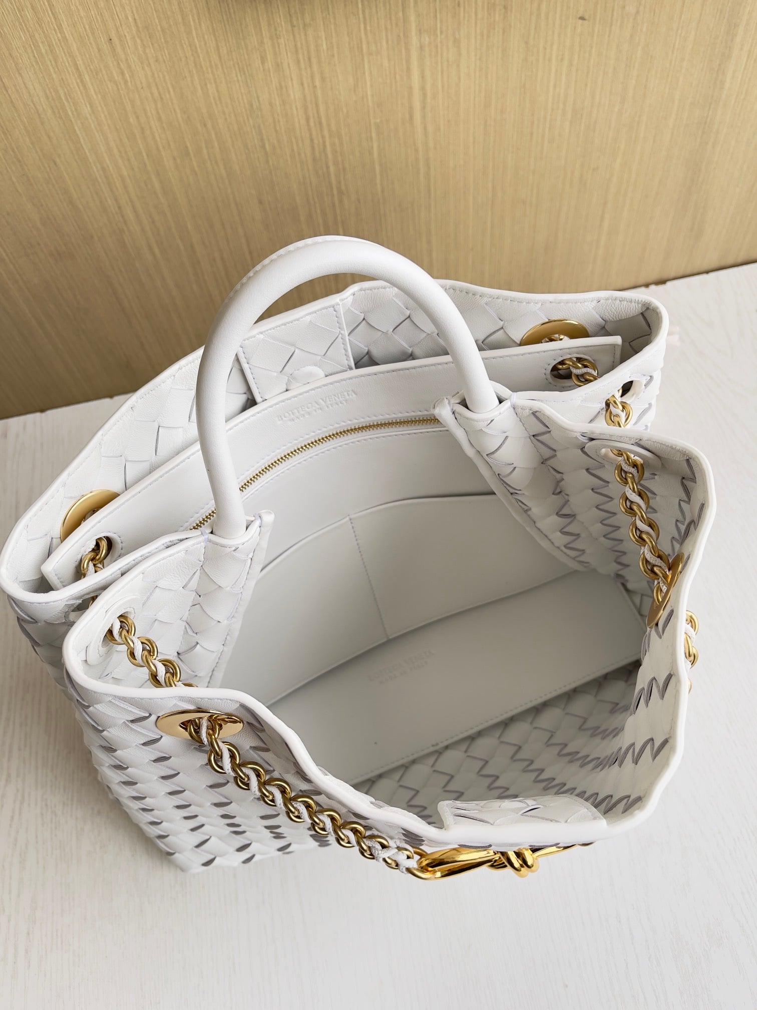 Andiamo Bottega Veneta 786009.A4