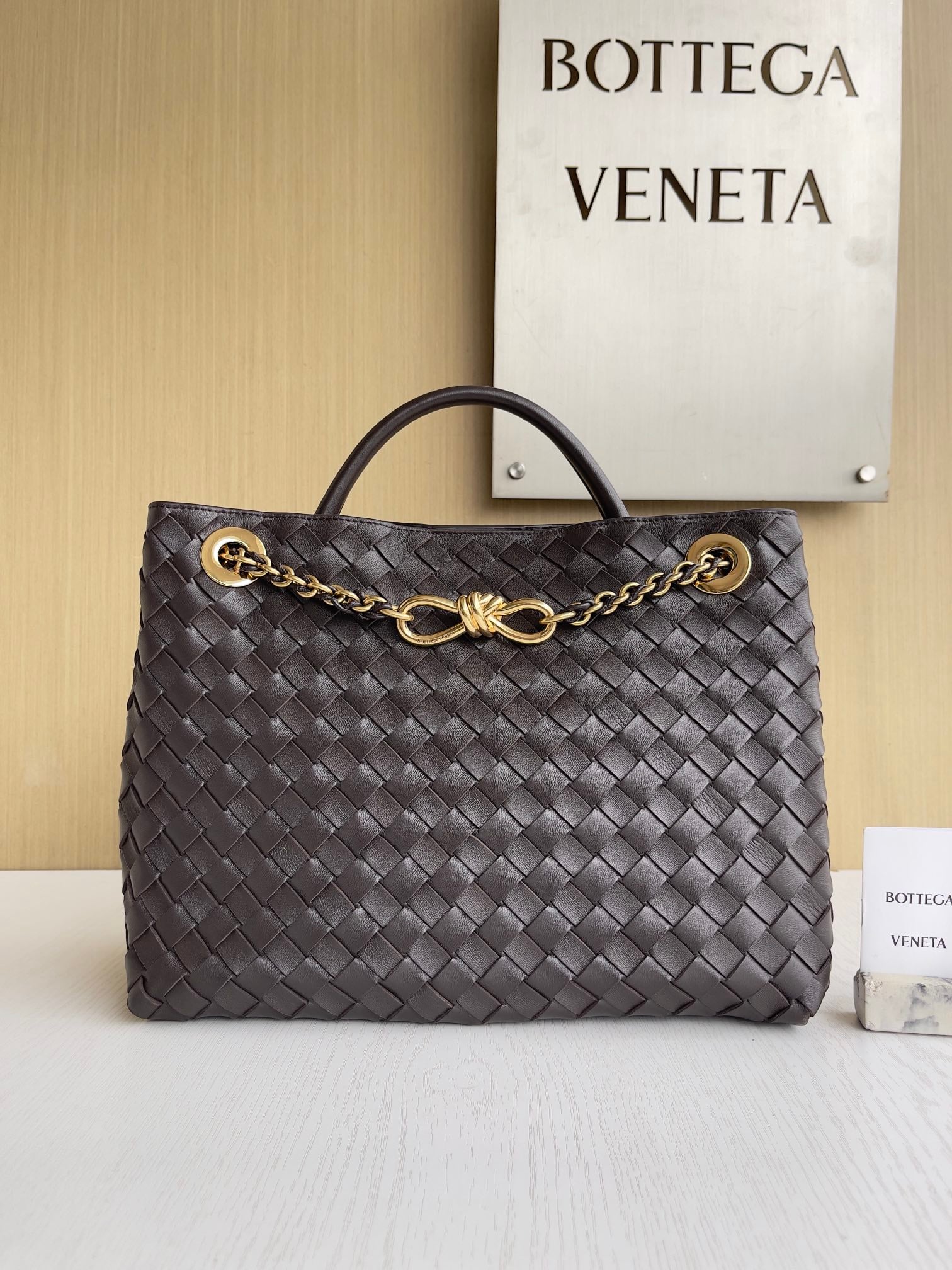 Andiamo Bottega Veneta 786009.A6