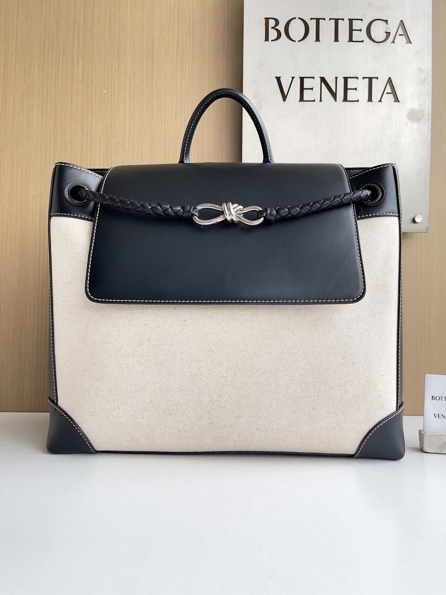 Andiamo Bottega Veneta 789039.A1