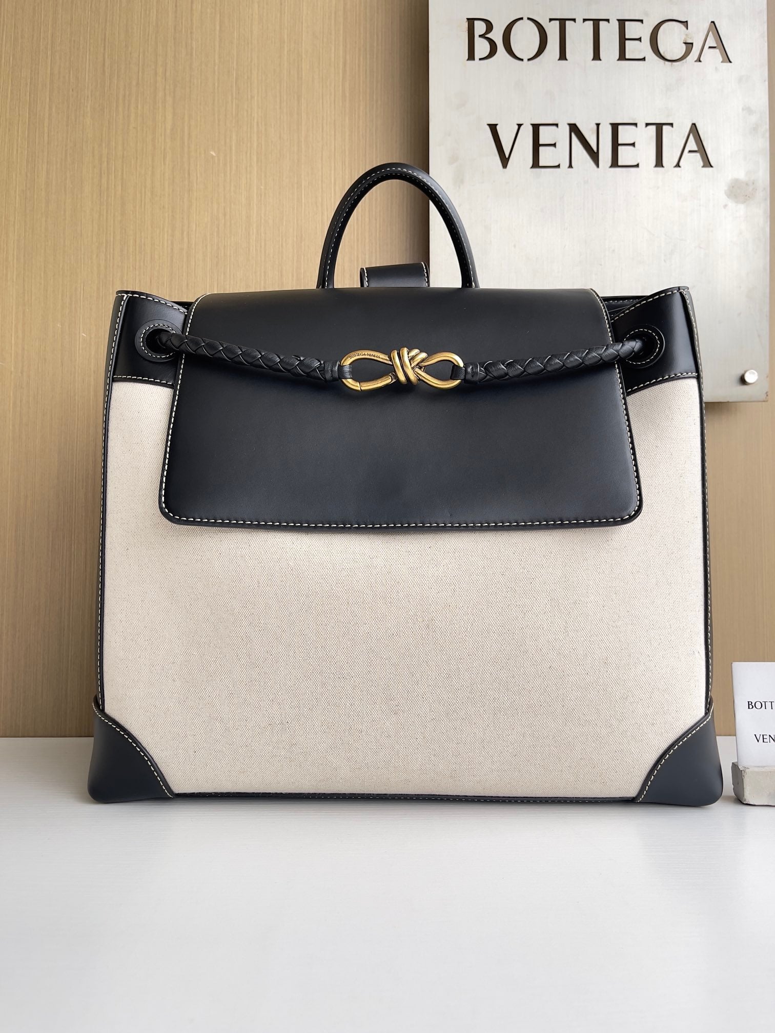 Andiamo Bottega Veneta 789039.A3