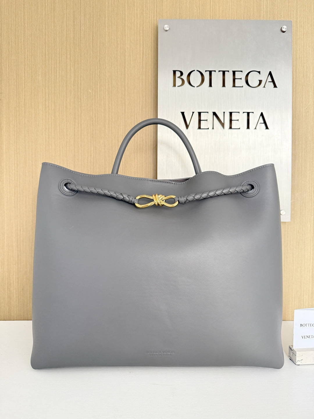 Andiamo Bottega Veneta 806010.A1