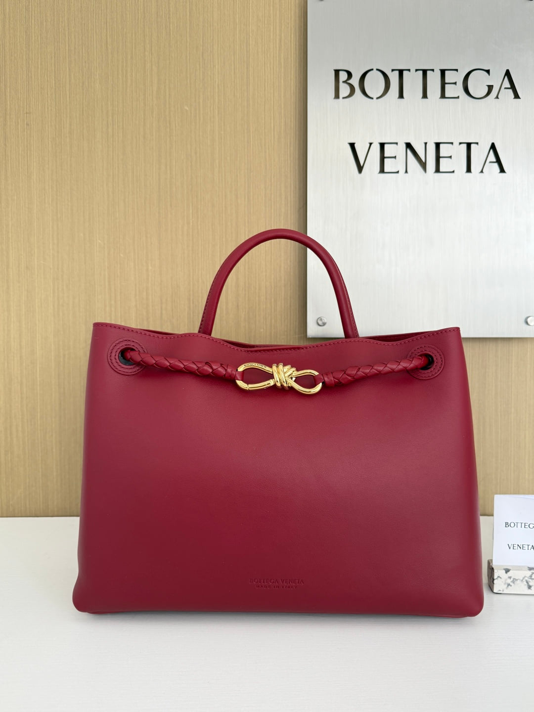Andiamo Bottega Veneta 810214.A1
