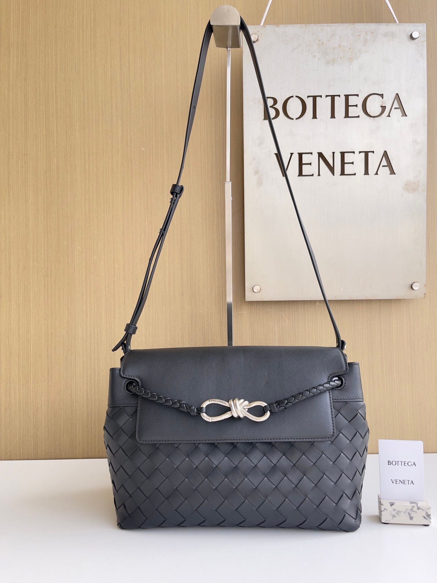 Andiamo Bottega Veneta 815781.A3