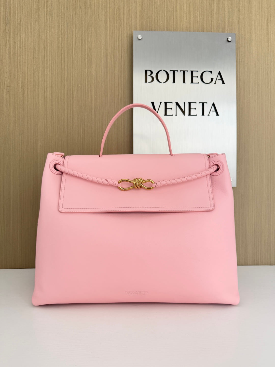 Andiamo Bottega Veneta 826195.A3