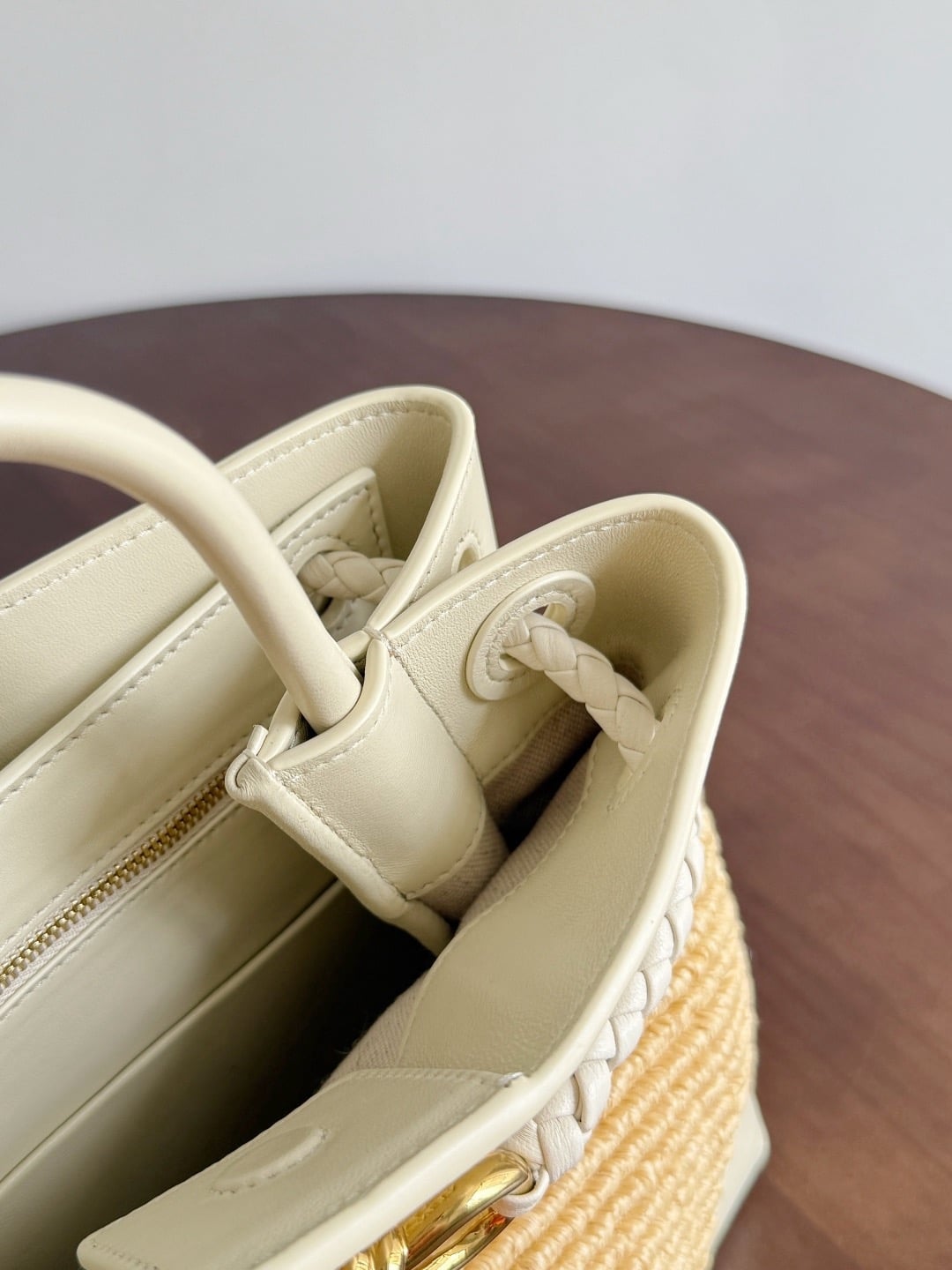 Andiamo Bottega Veneta 827478.A3