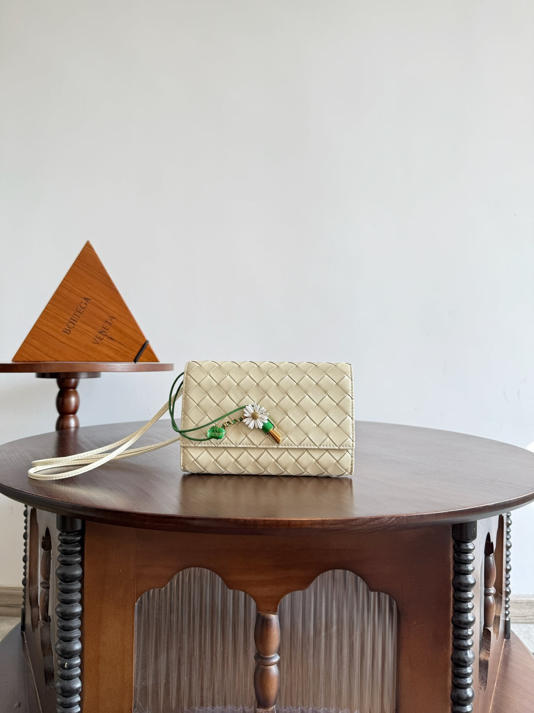 Andiamo Bottega Veneta 838870.A1