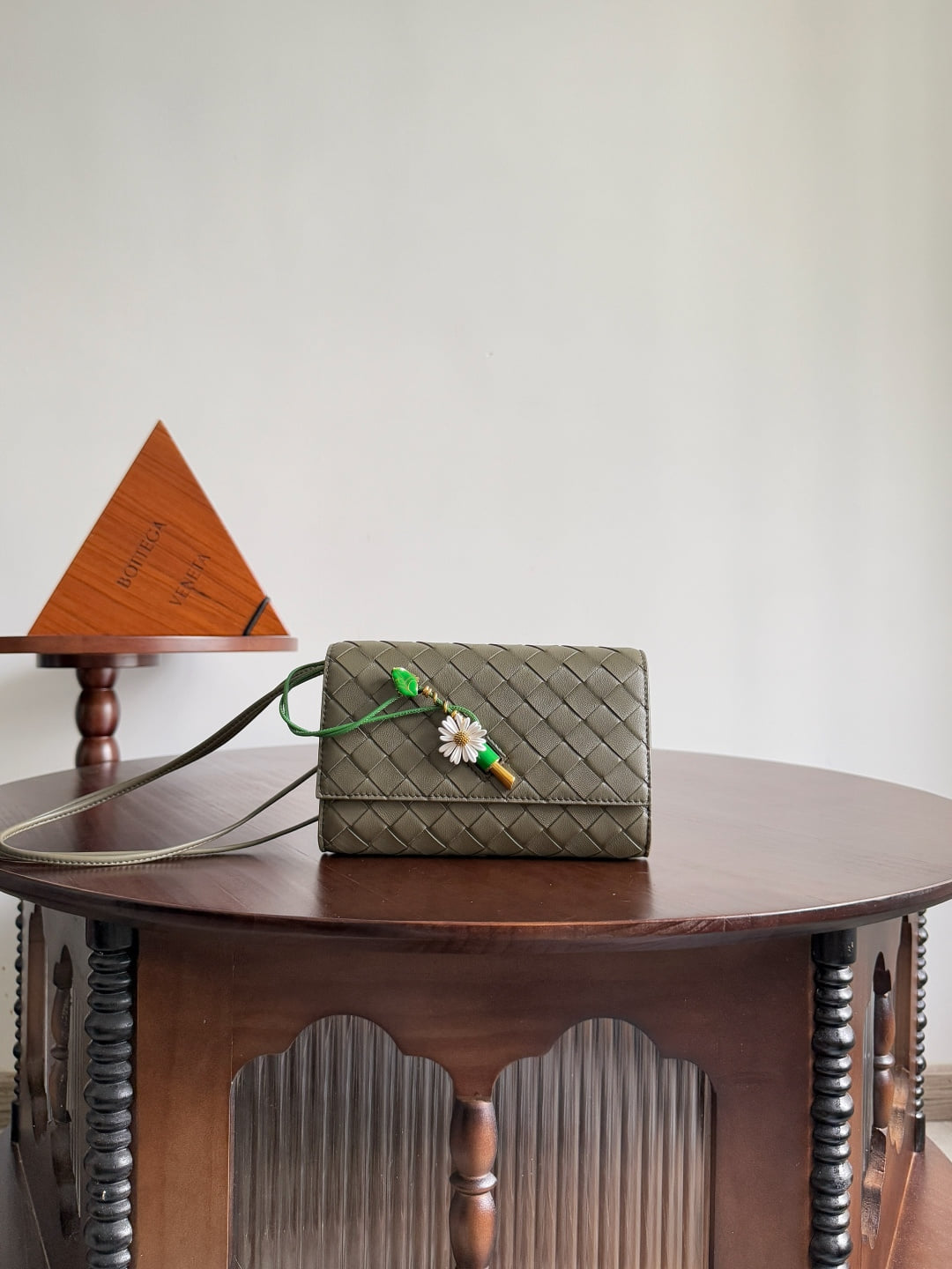 Andiamo Bottega Veneta 838870.A5