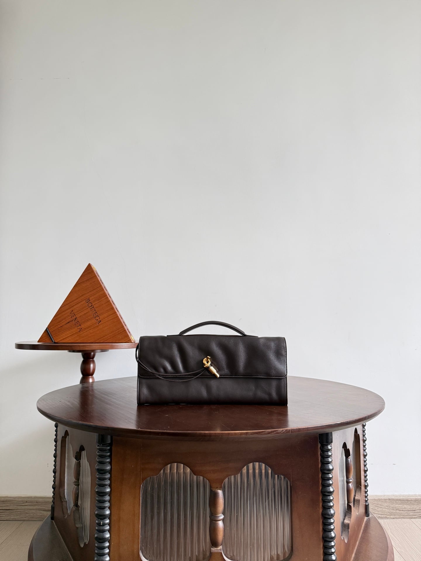Andiamo Bottega Veneta 843797.A2