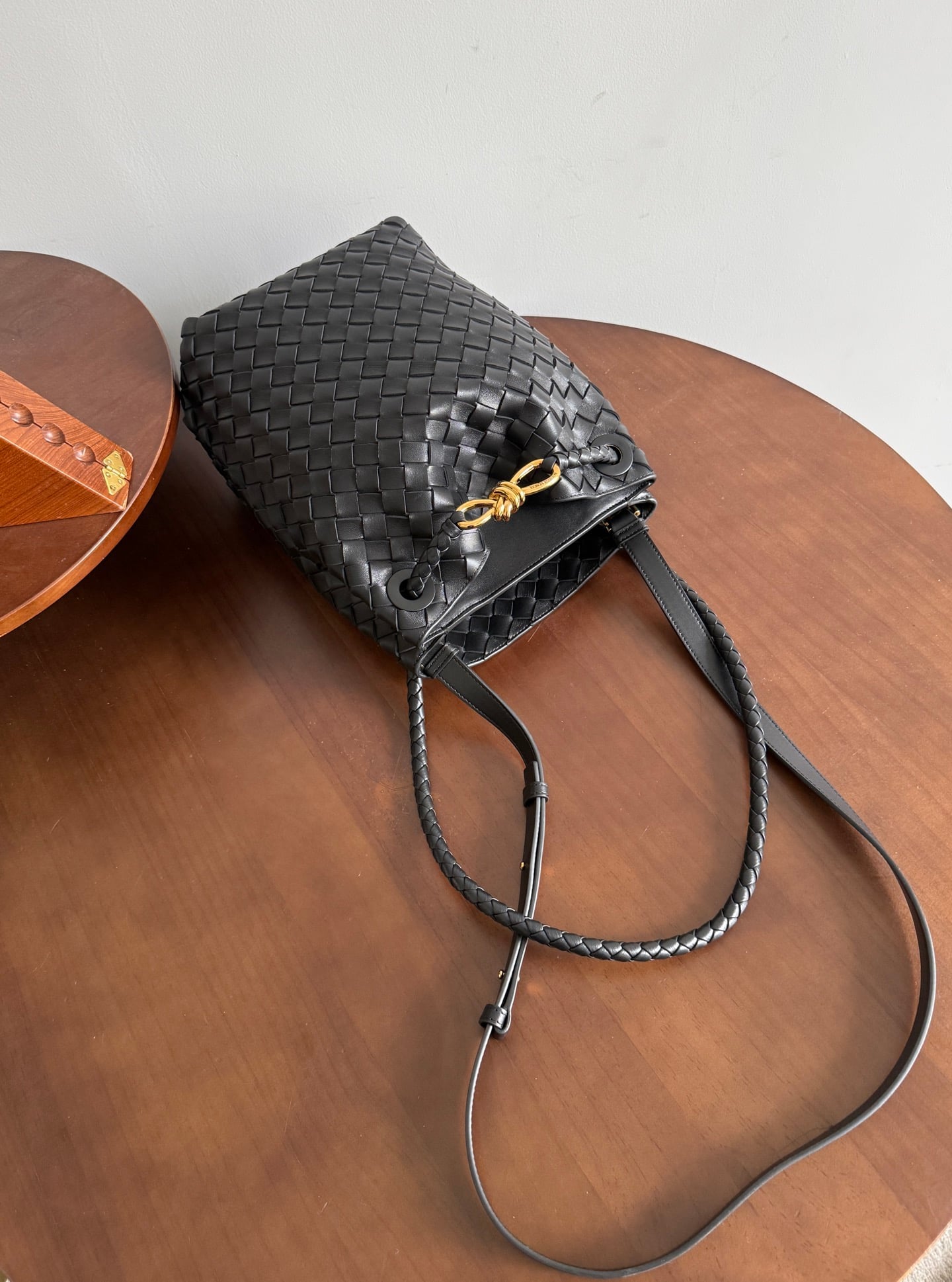 Andiamo Bottega Veneta 855759.A2