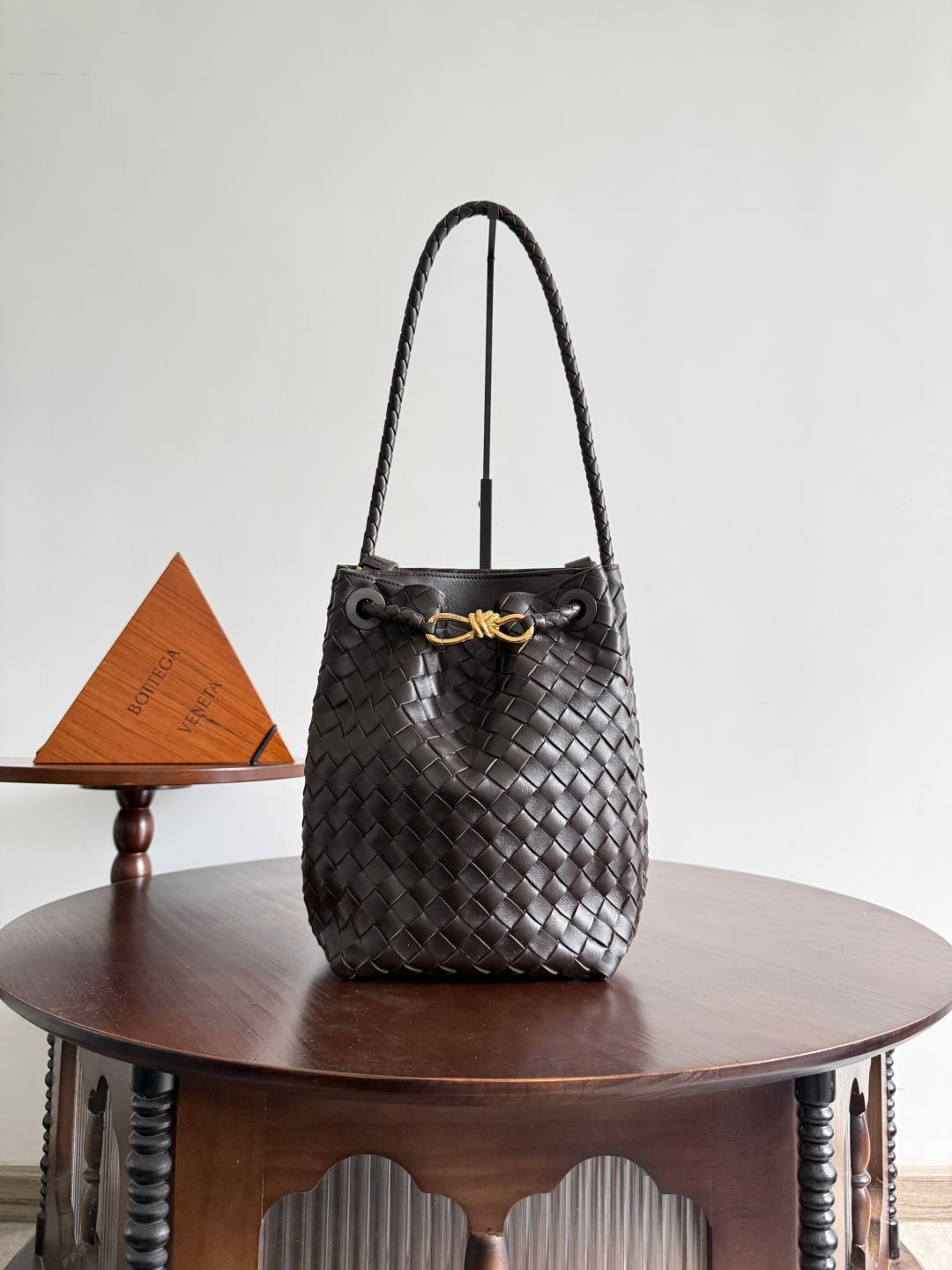 Andiamo Bottega Veneta 855759.A3