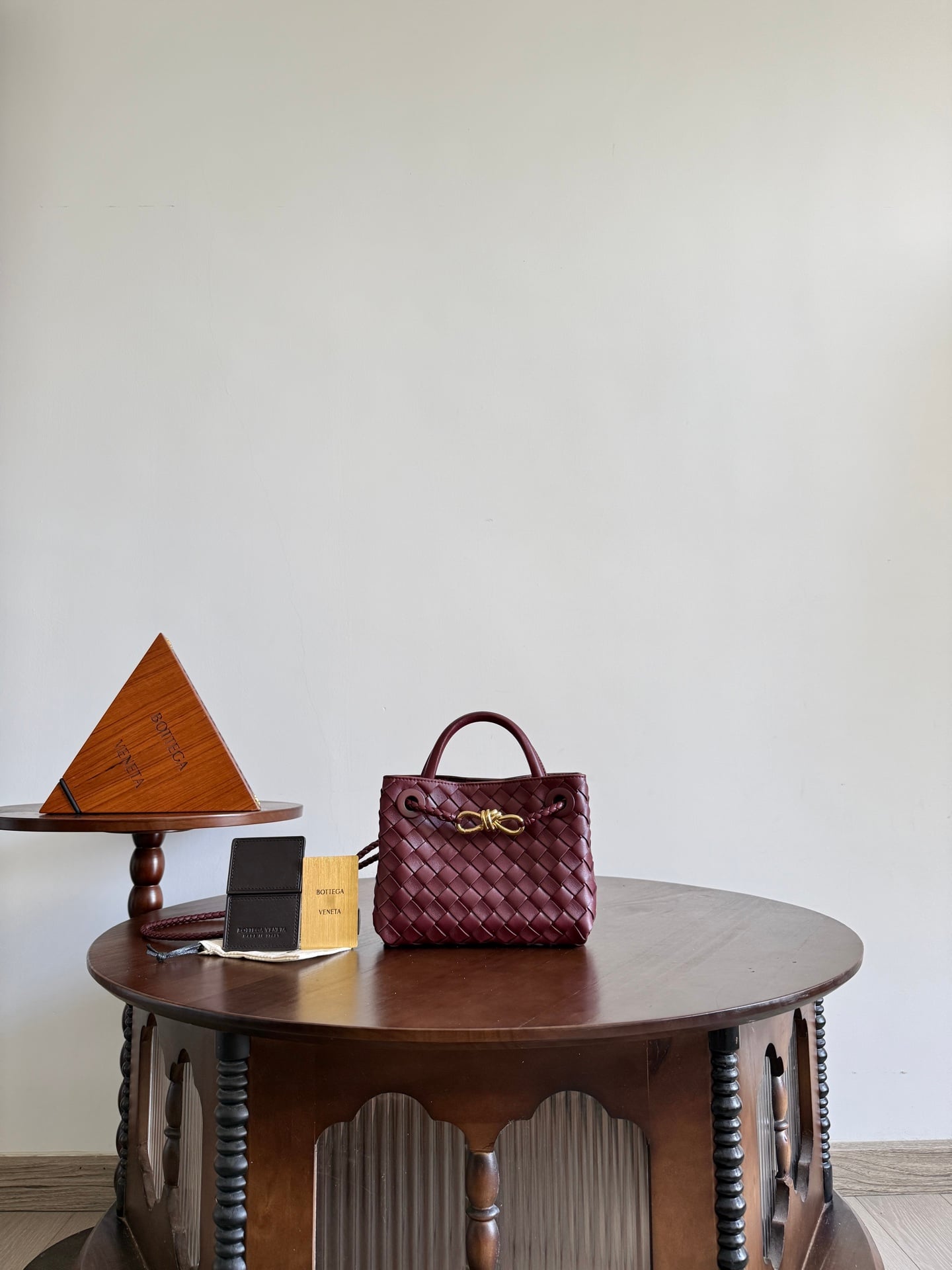 Andiamo Bottega Veneta 874957.A8