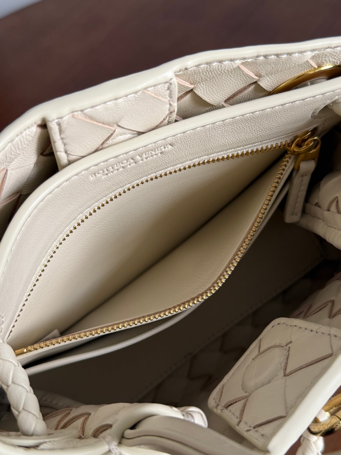 Andiamo Bottega Veneta 874957.A9