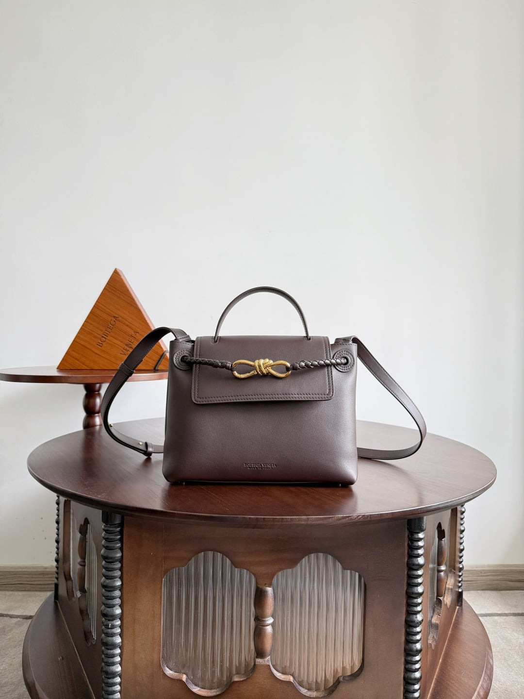 Andiamo - черный Bottega Veneta 835835.A5