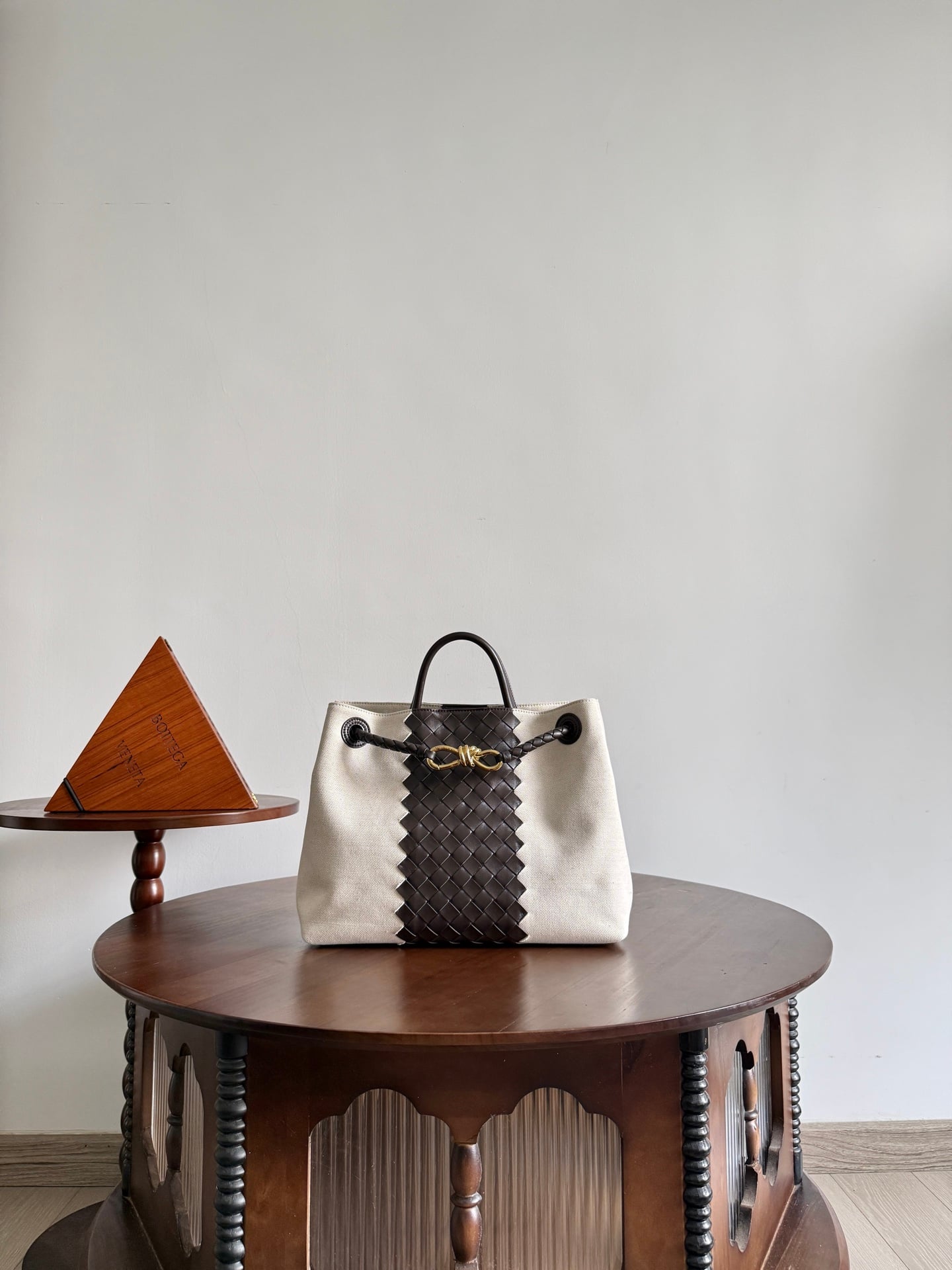 Andiamo - черный Bottega Veneta 876002
