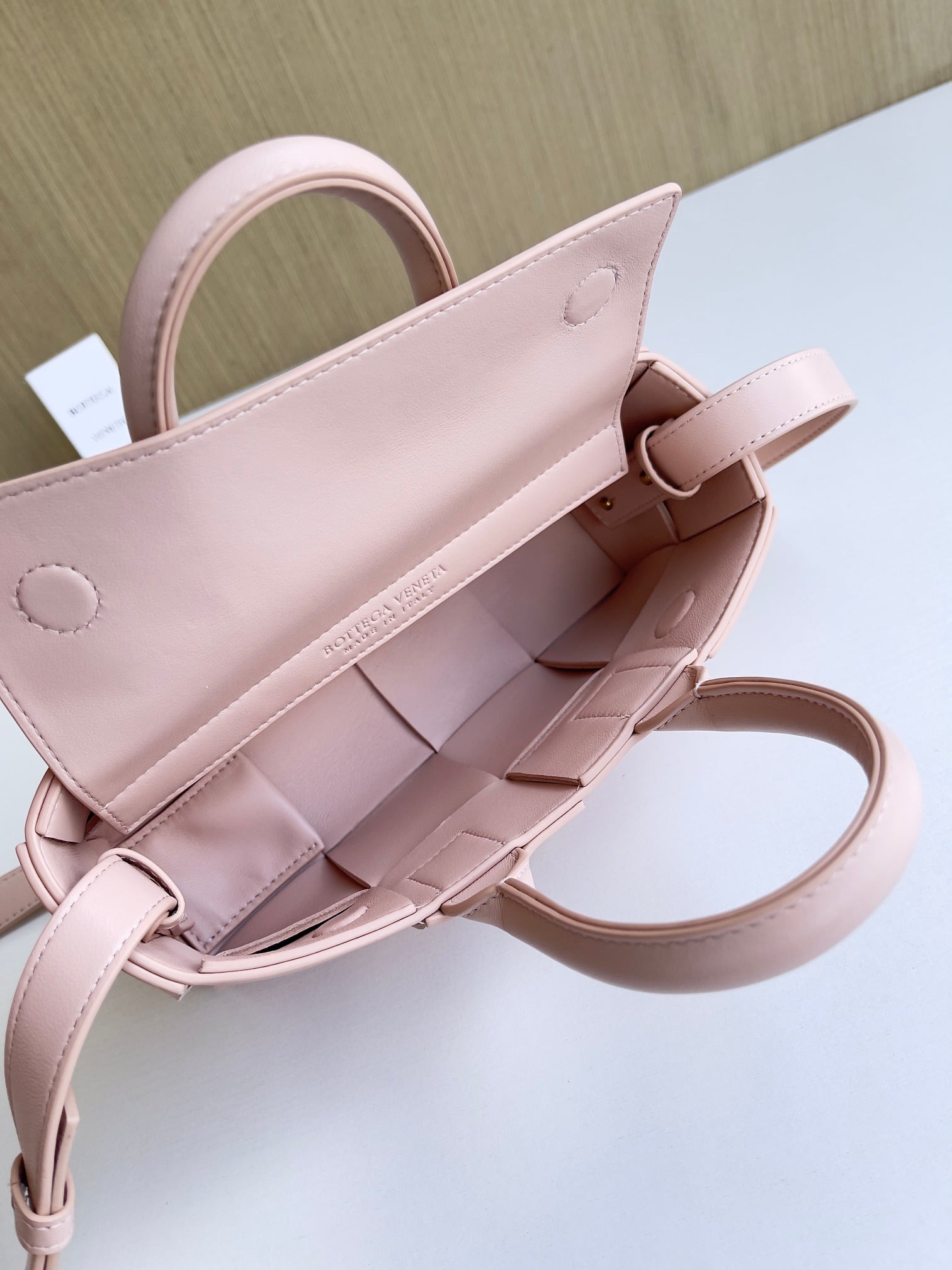 Arco Bottega Veneta 776778.A2