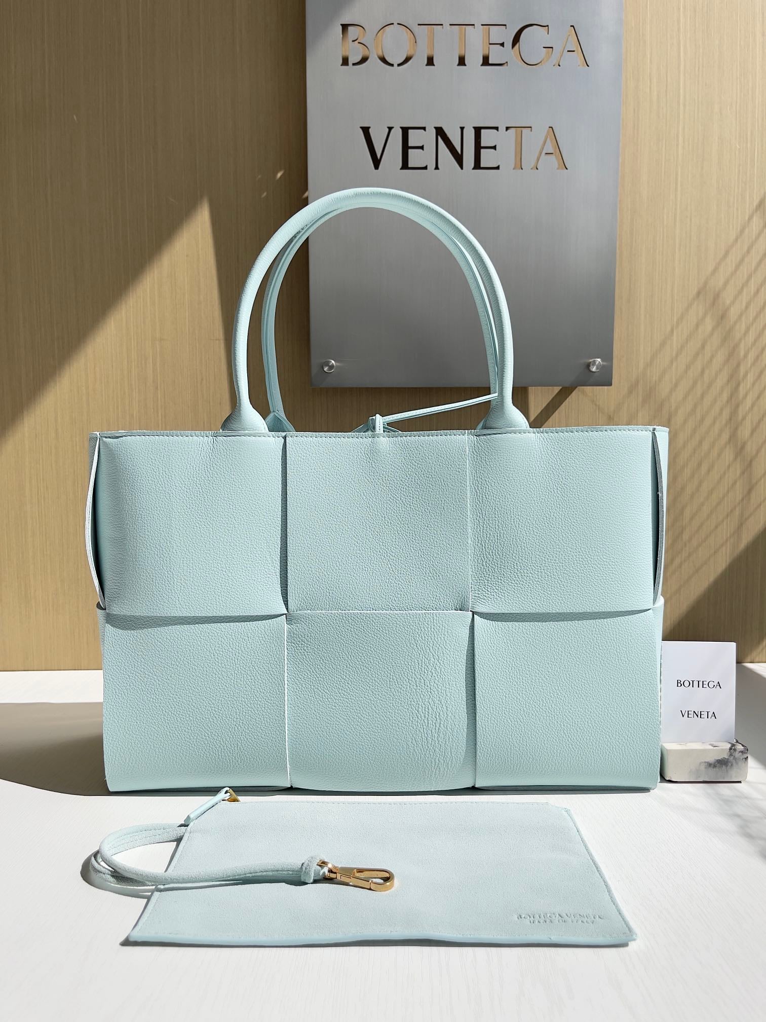 Arco Tote Bottega Veneta 609175.A6