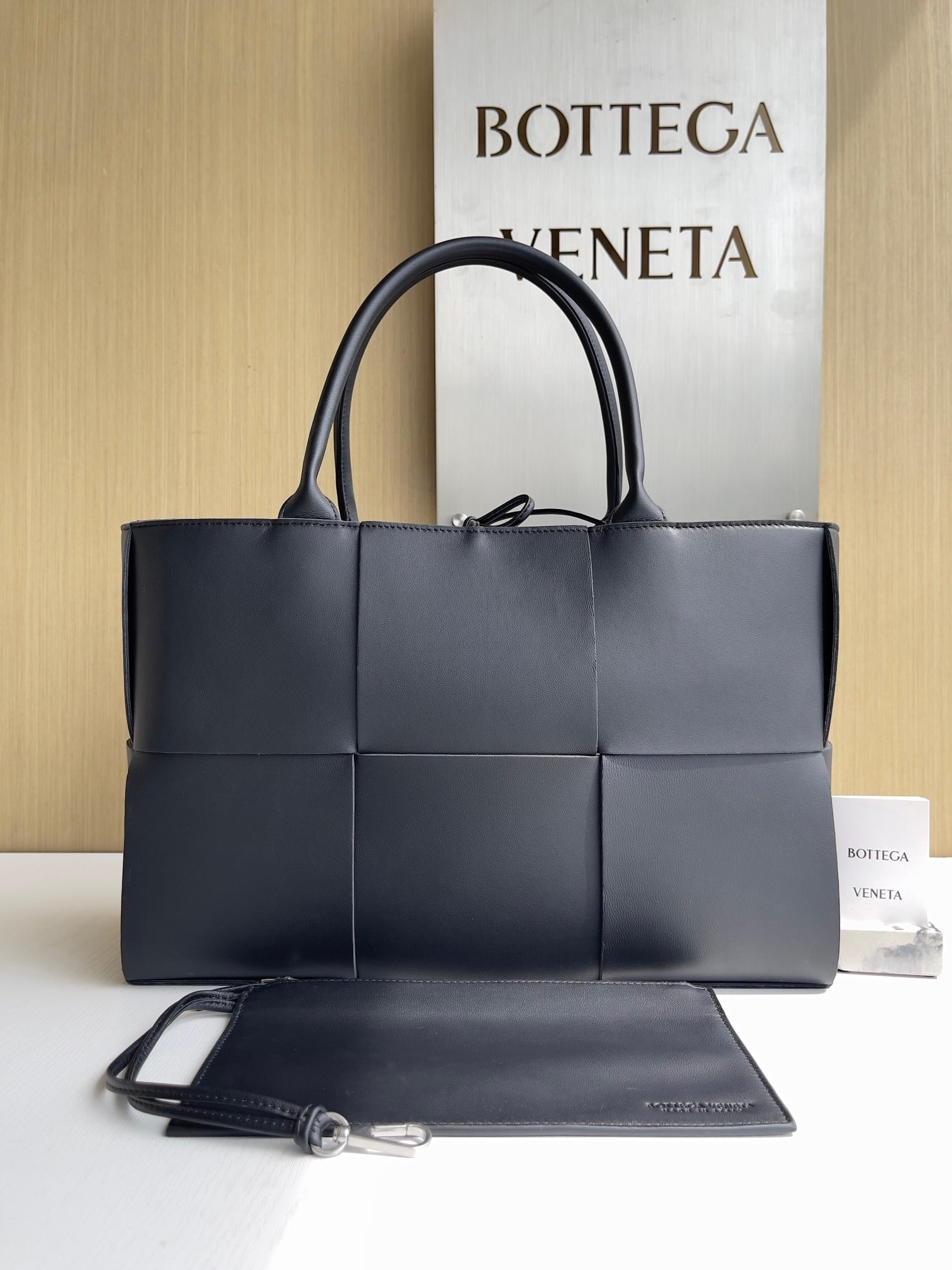 Arco Tote Bottega Veneta 609175.A7