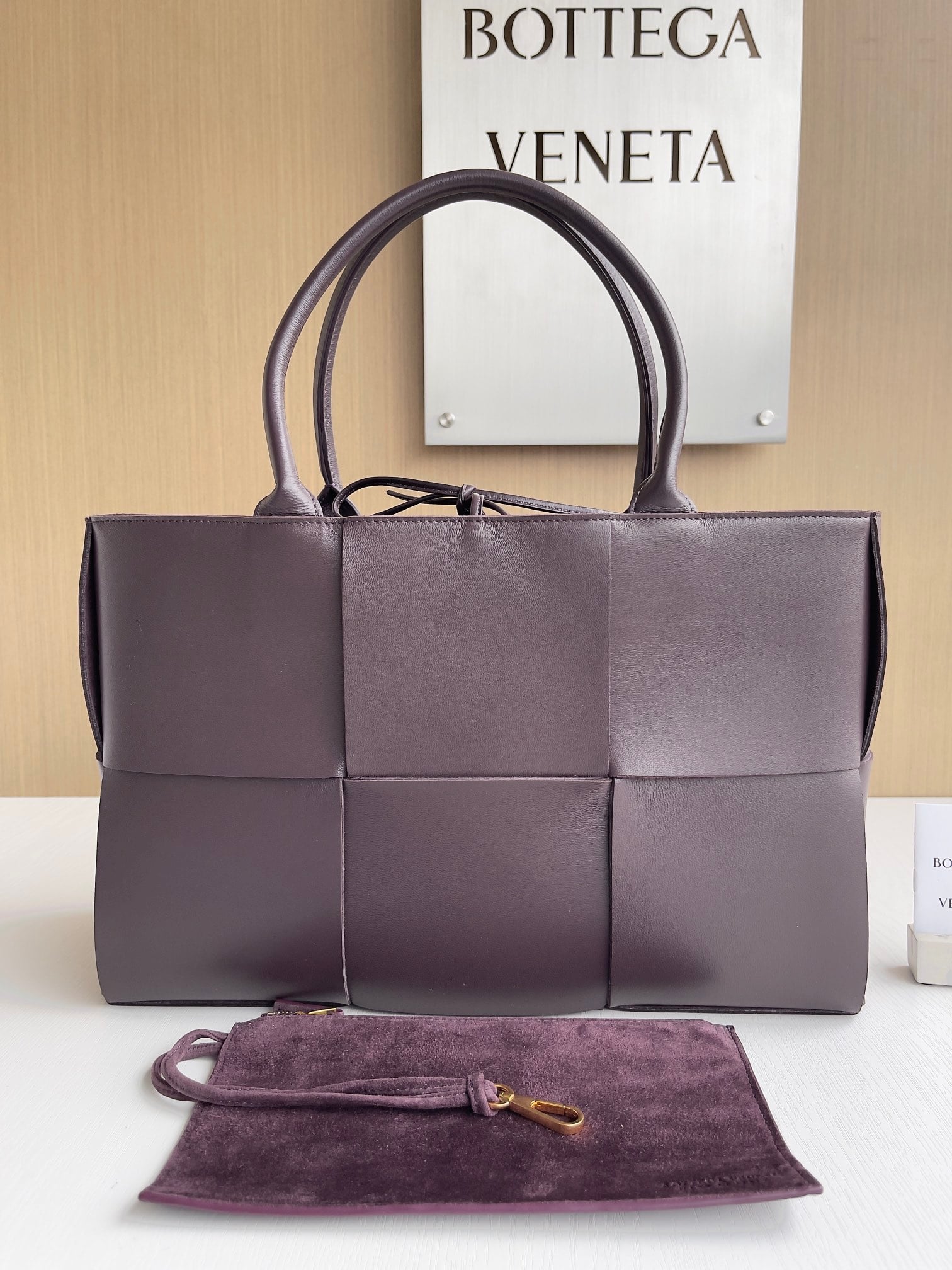 Arco Tote Bottega Veneta 609175.A10