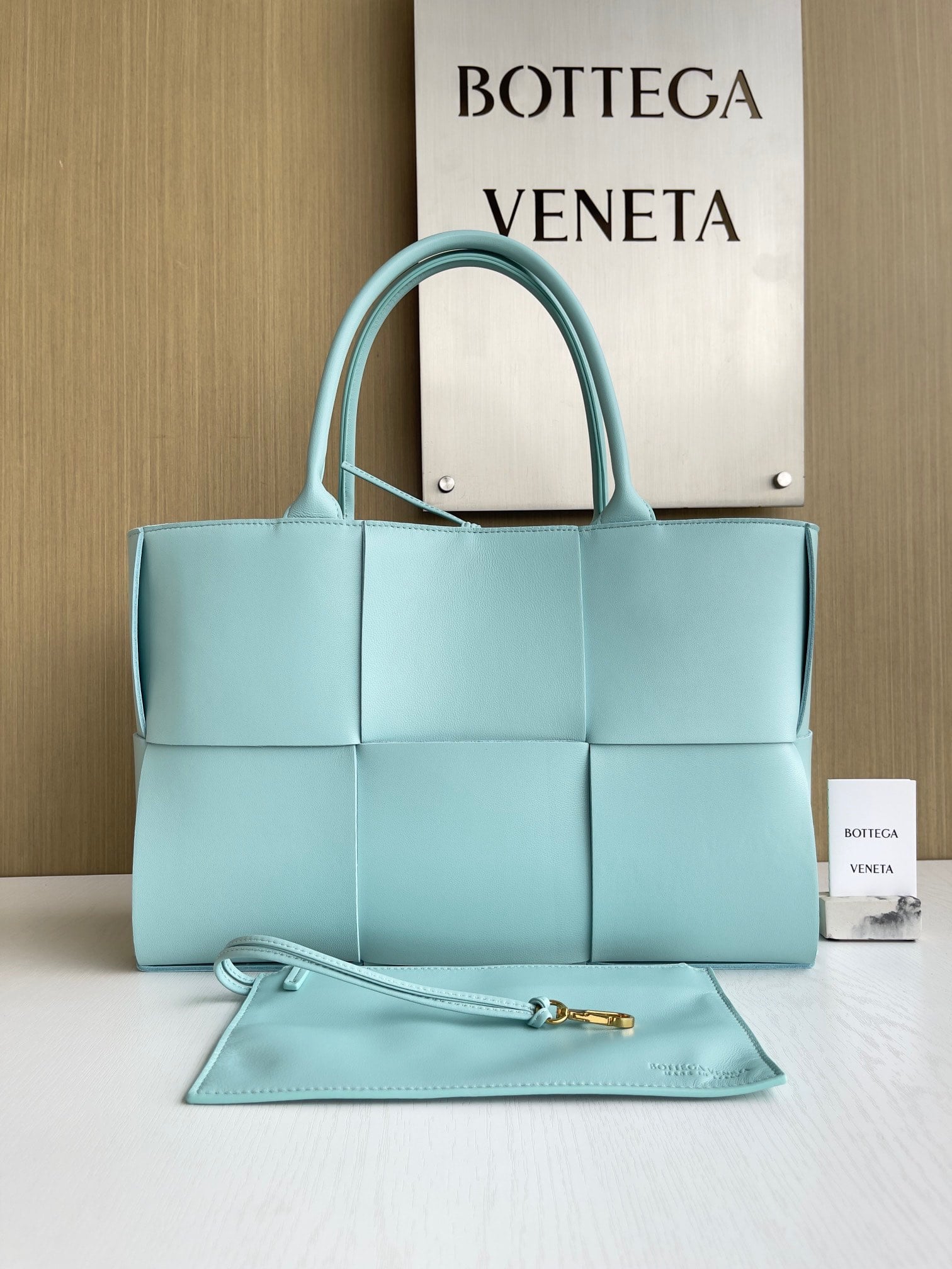 Arco Tote Bottega Veneta 609175.A13