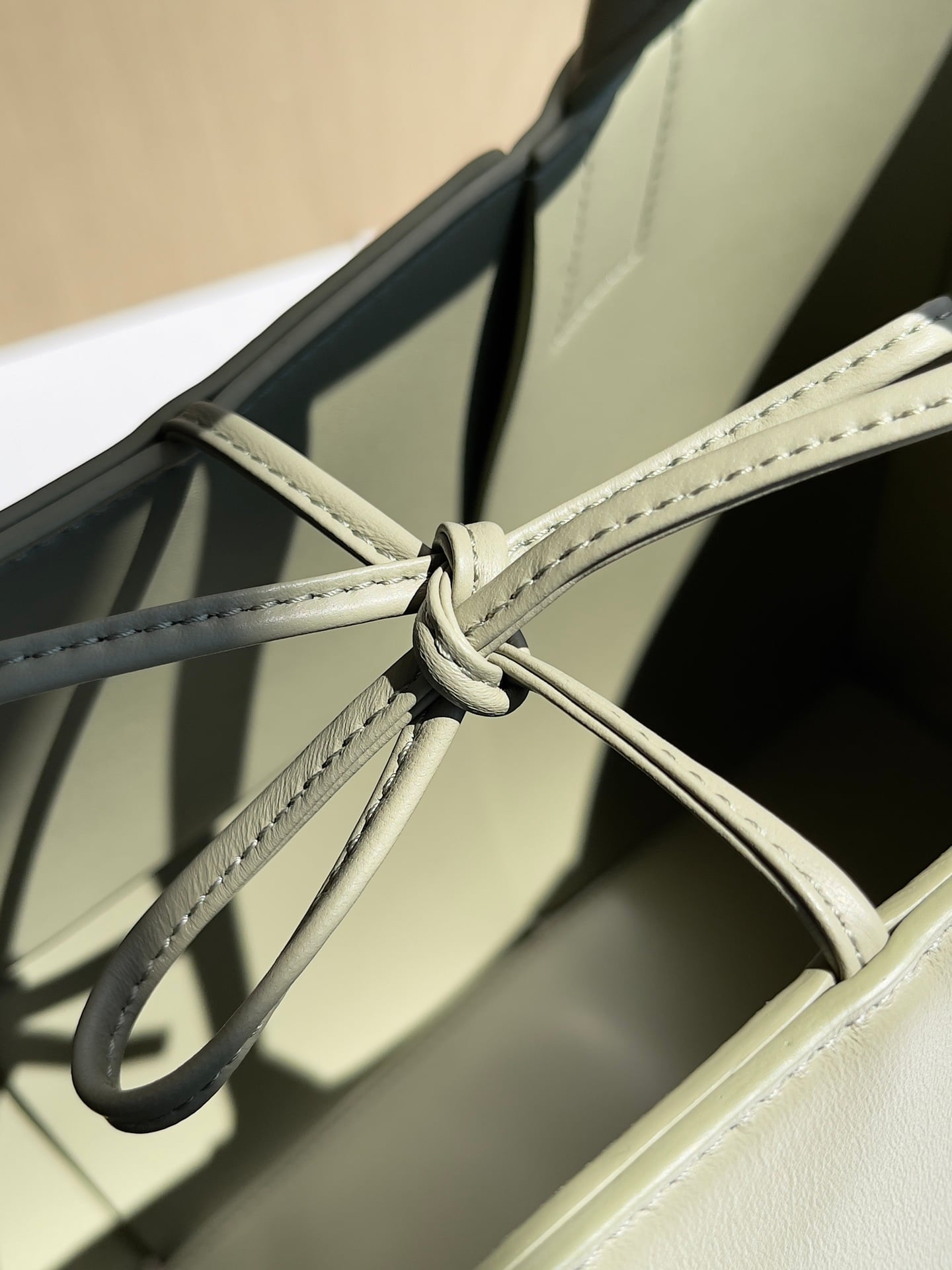 Arco Tote Bottega Veneta 609175.A16