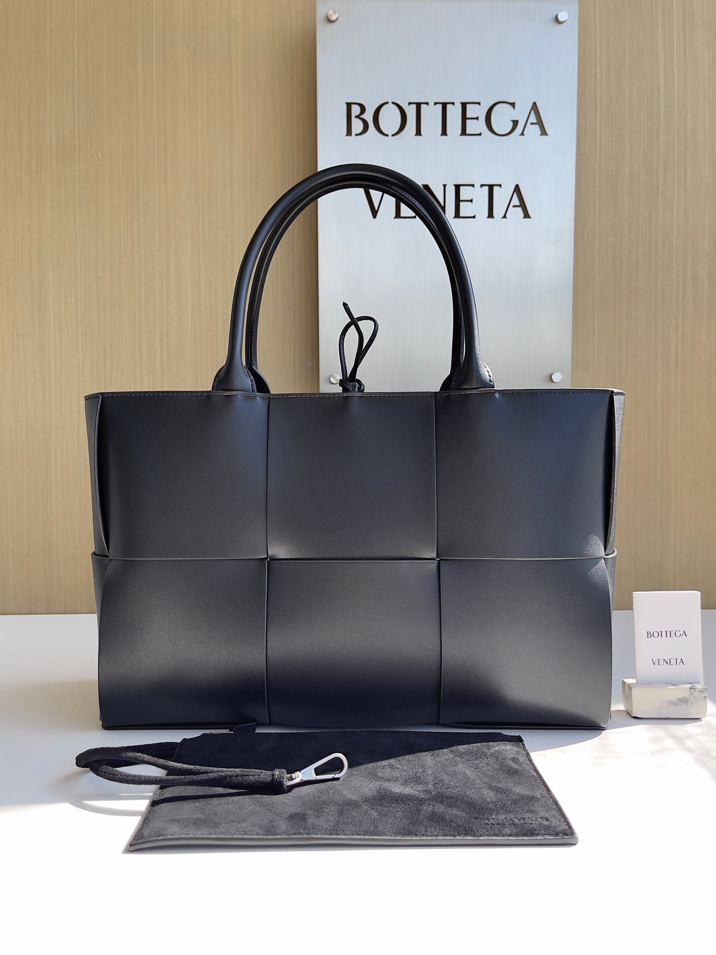 Arco Tote Bottega Veneta 609175.A24