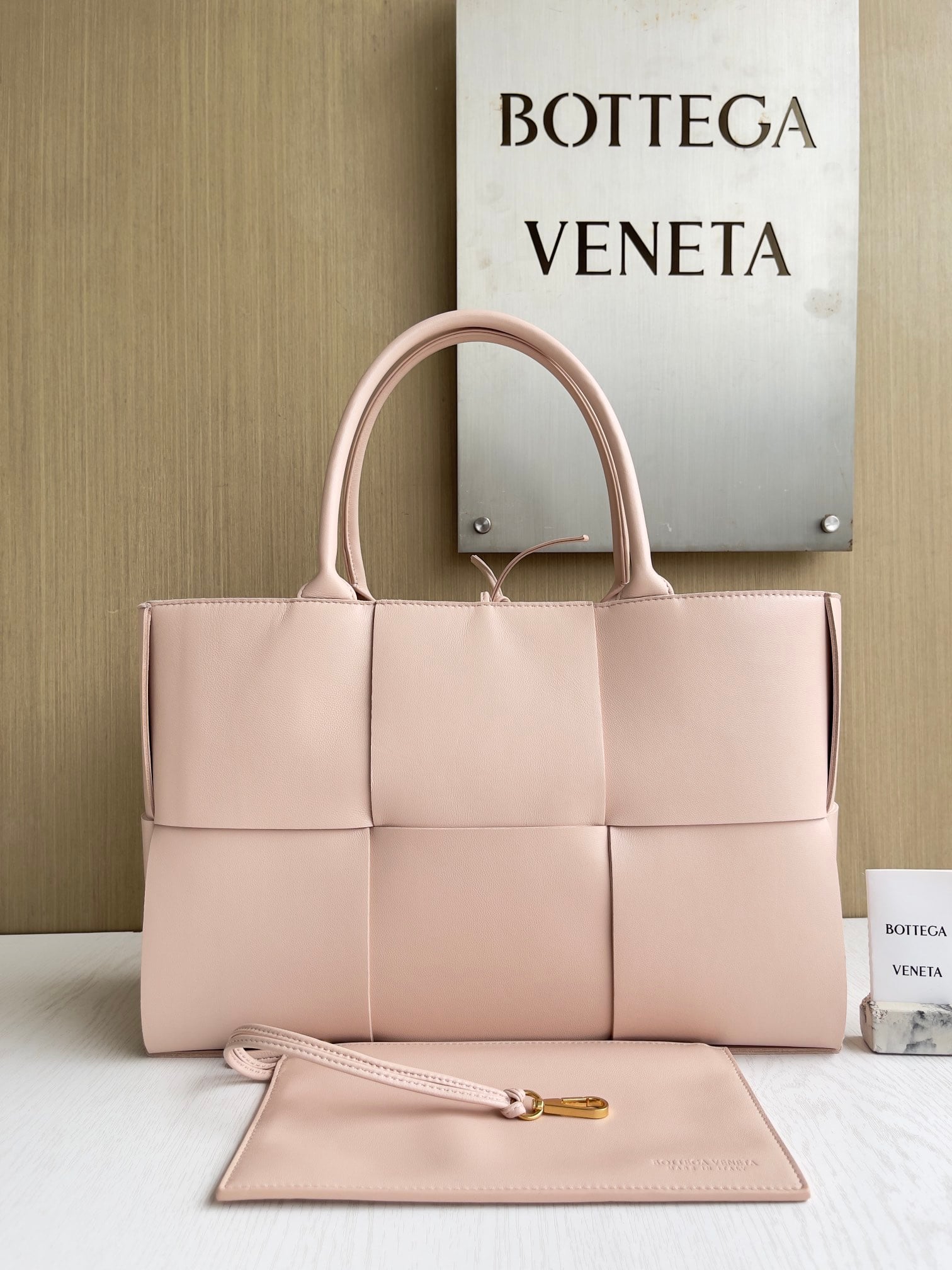 Arco Tote Bottega Veneta 609175.A28