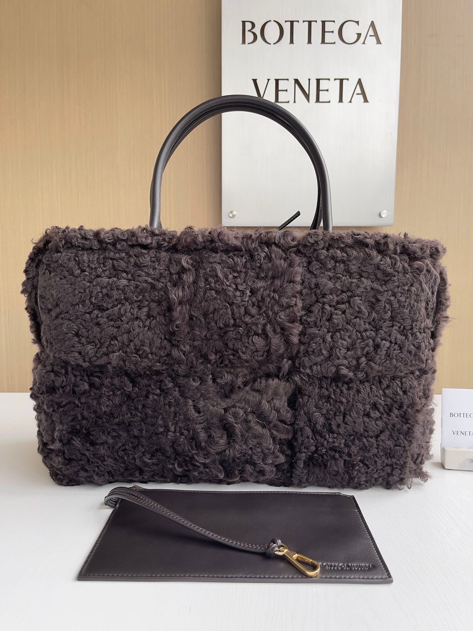 Arco Tote Bottega Veneta 609175.A29