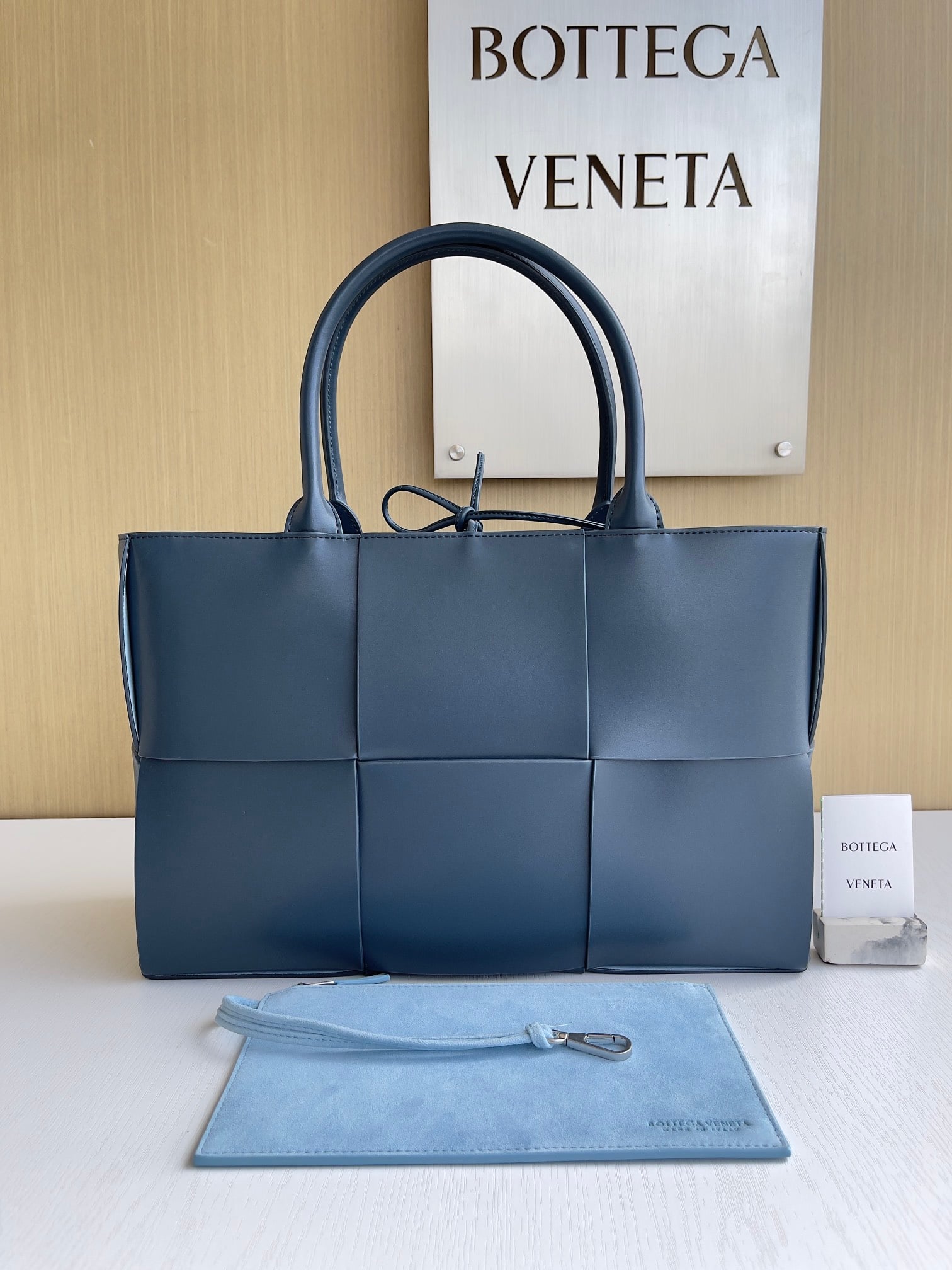 Arco Tote Bottega Veneta 609175.A37