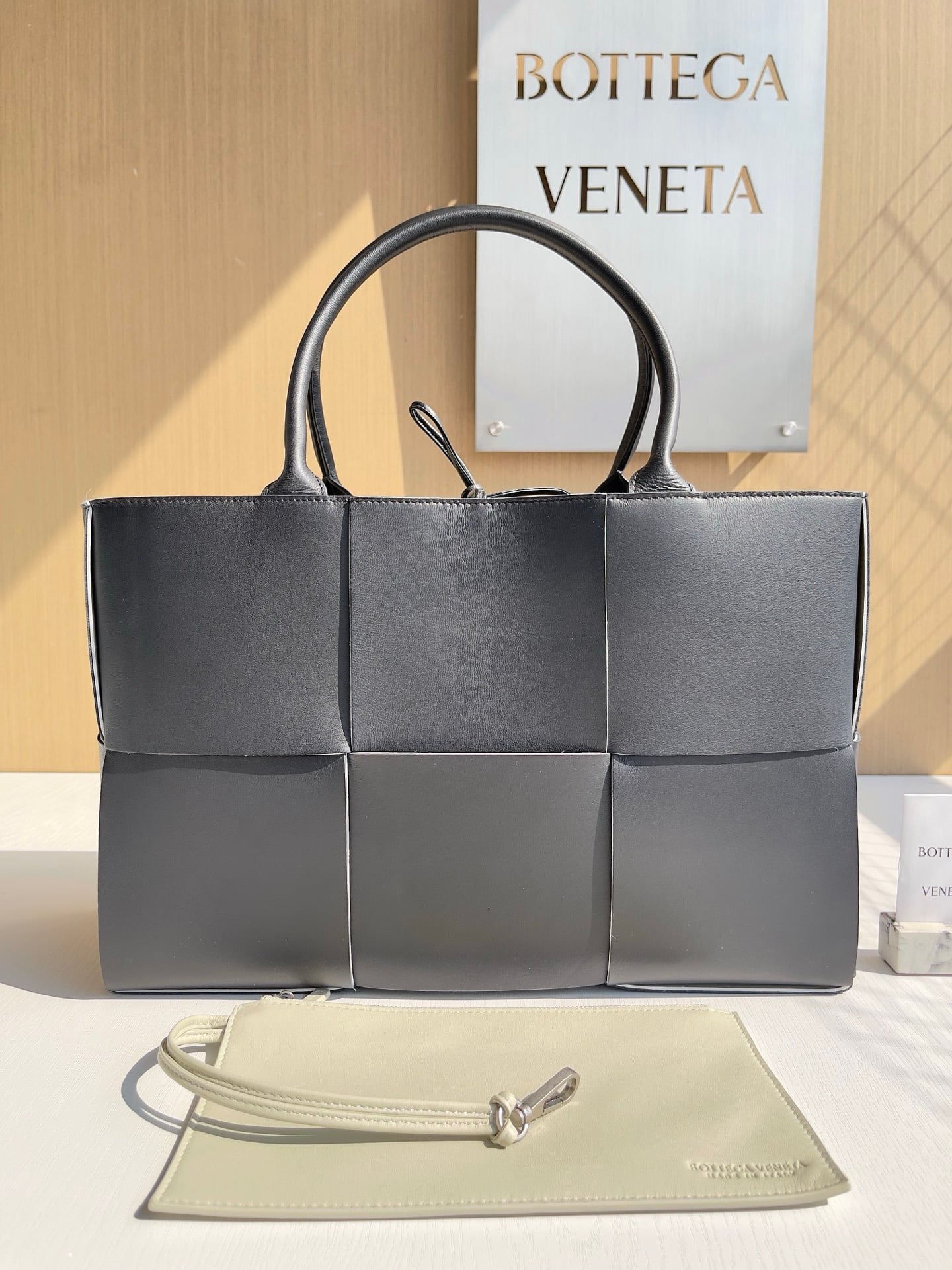 Arco Tote Bottega Veneta 609175.A39