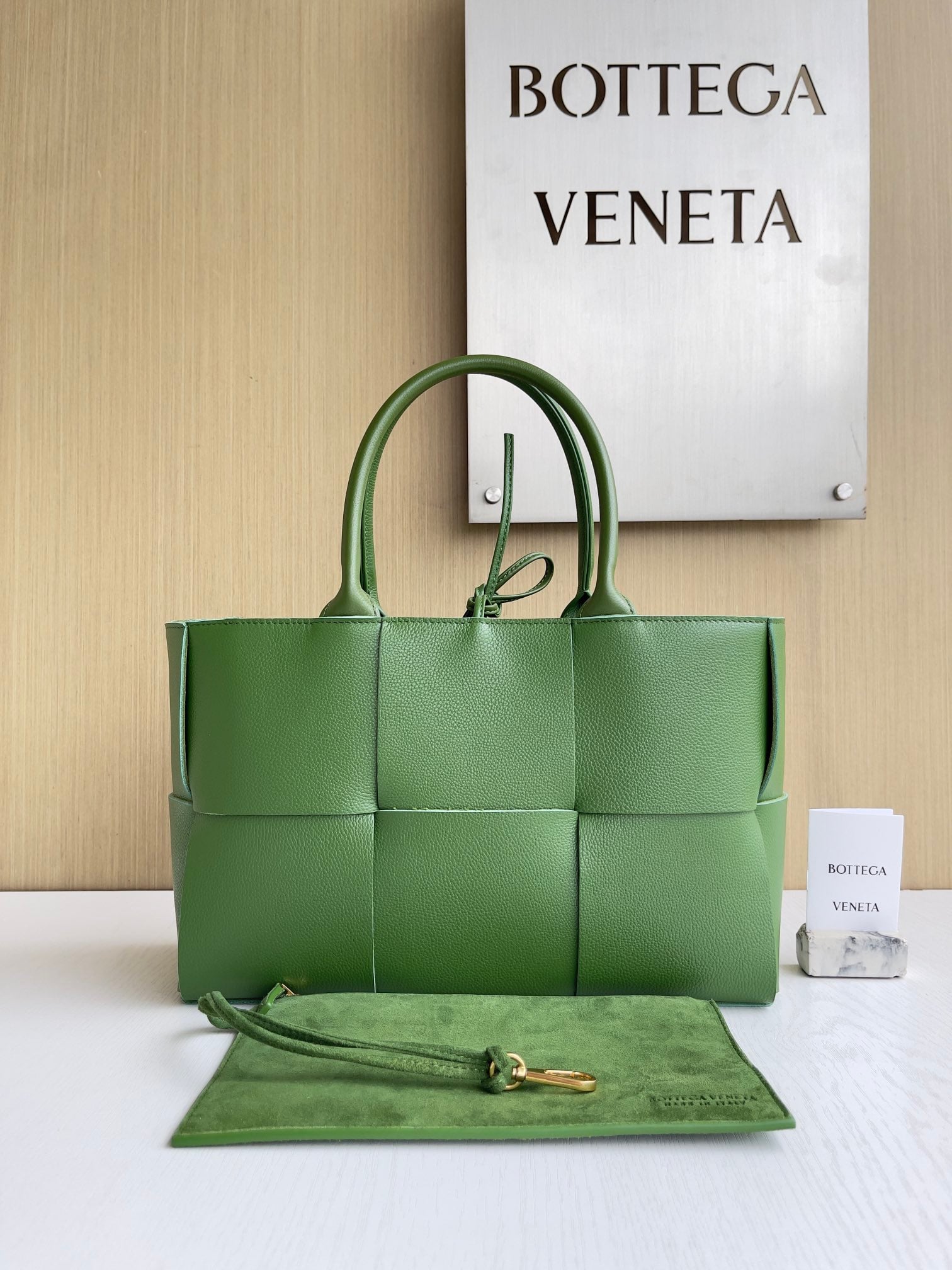 Arco Tote Bottega Veneta 652867.A11