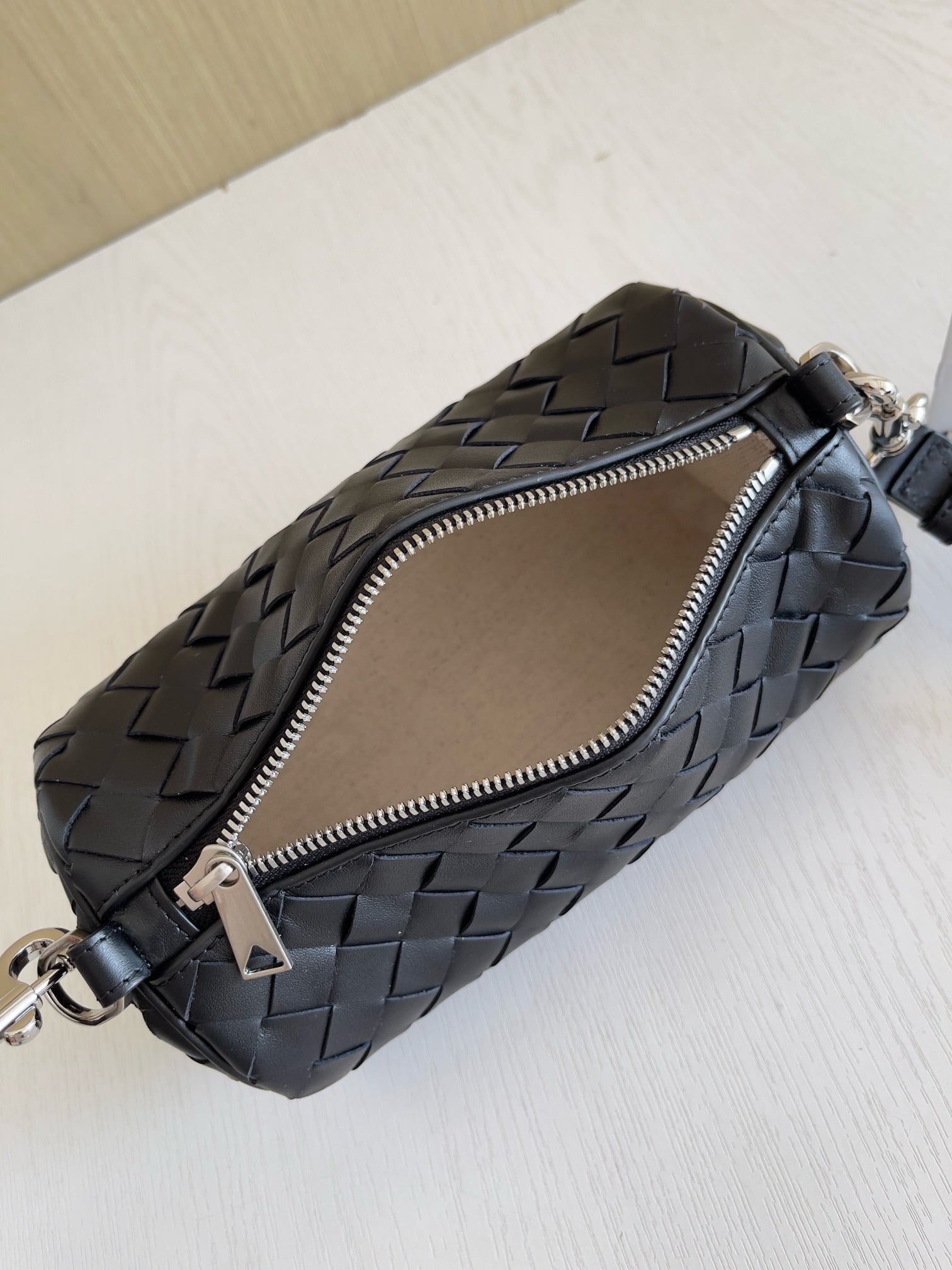 Barrel Bottega Veneta 777391.A2