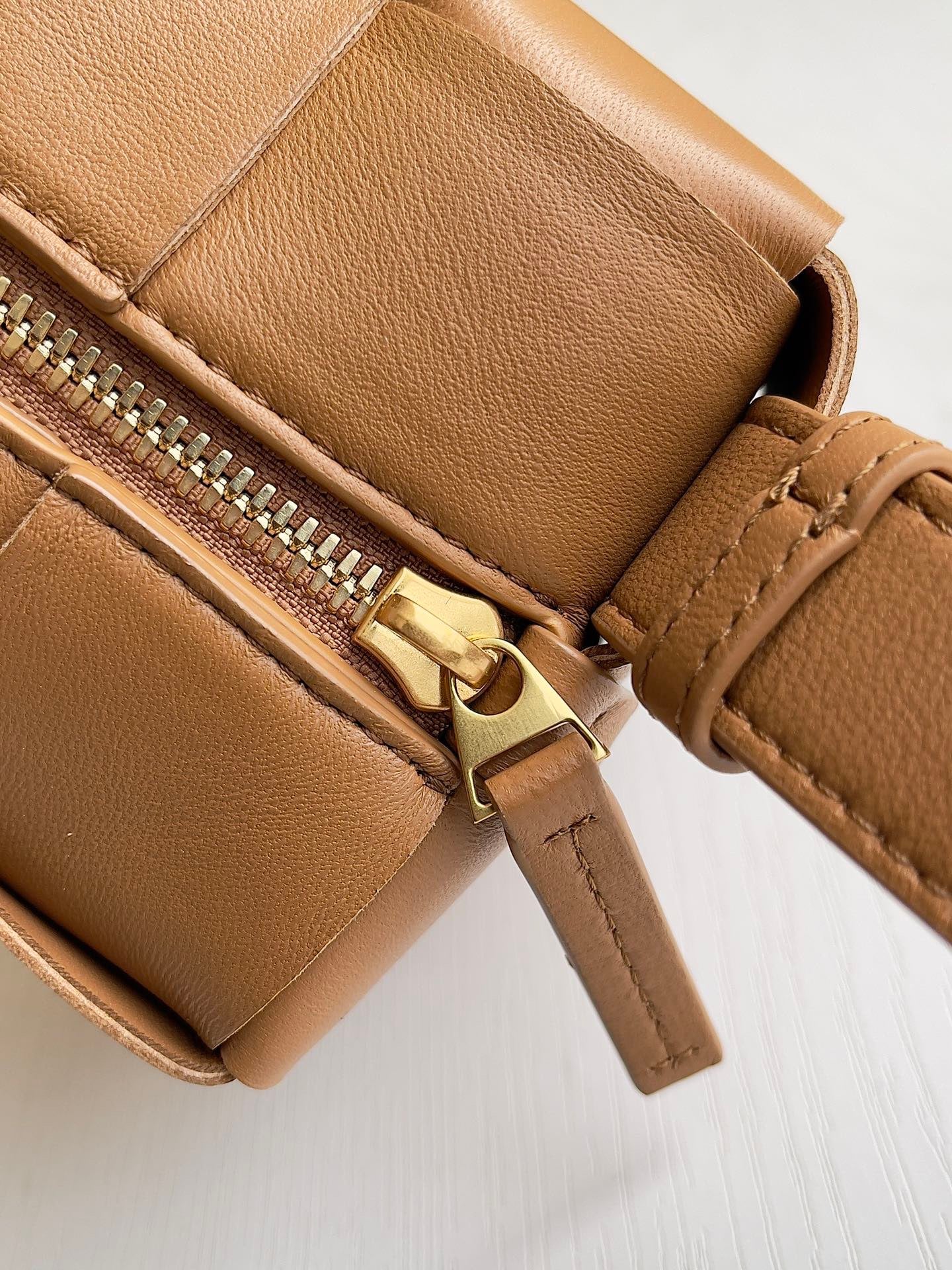 Brick Cassette Bottega Veneta 729166.A3