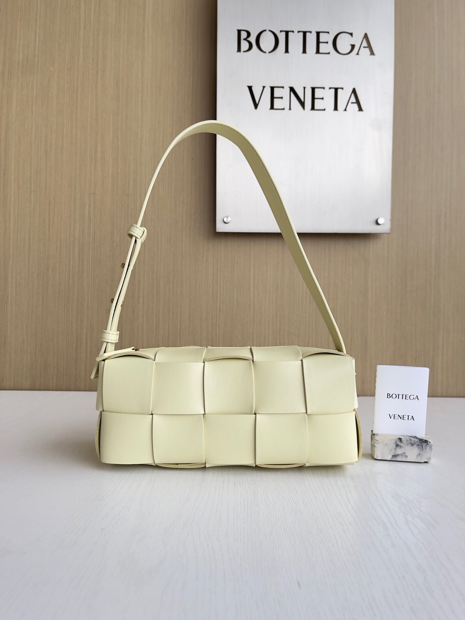 Brick Cassette Bottega Veneta 729166.A8
