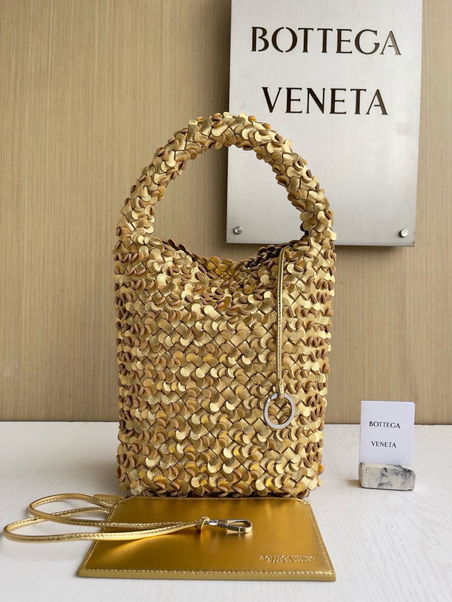 Cabat Bucket Bottega Veneta 762587.A1
