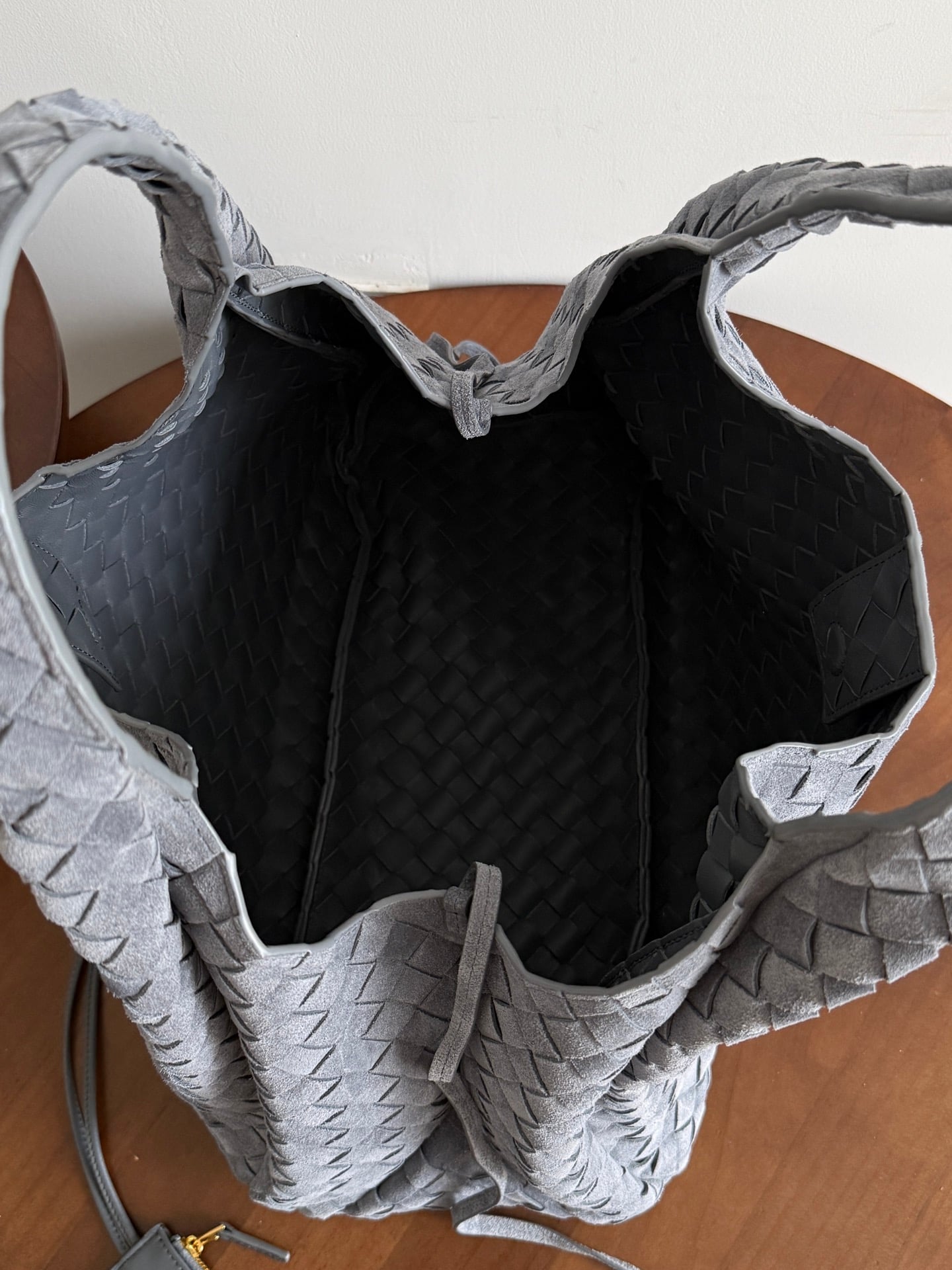 Campana Bottega Veneta 844250.A1