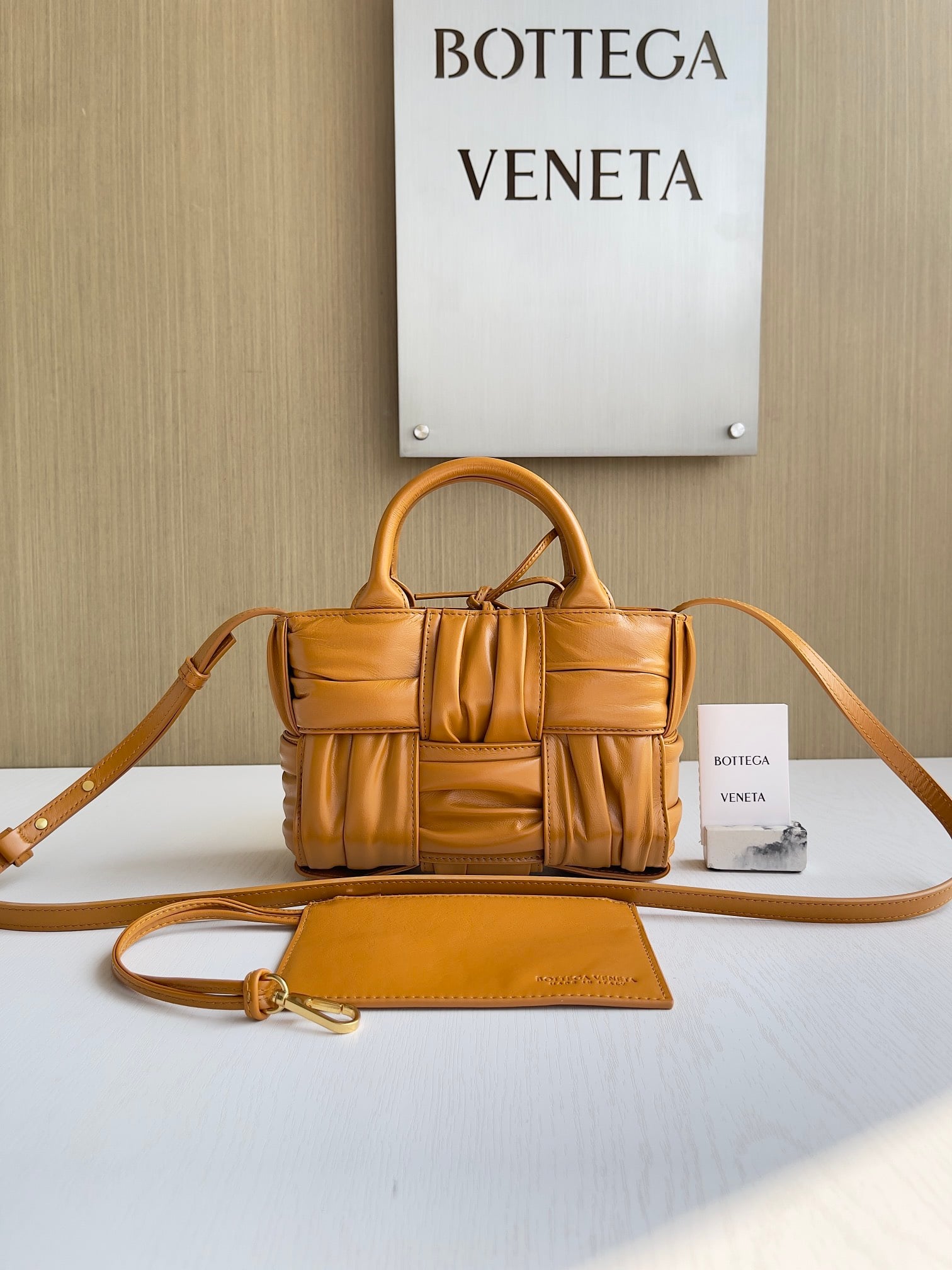 Candy Arco Bottega Veneta 729029.A1