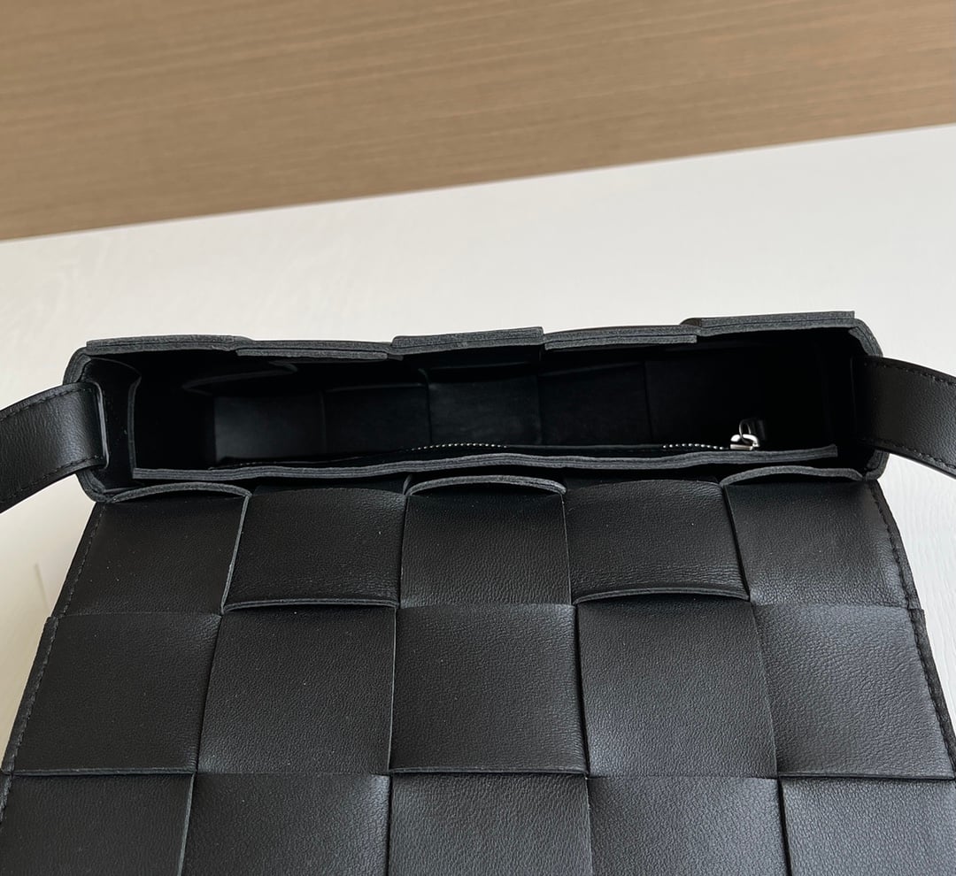 Cassette Bottega Veneta 578004.A4