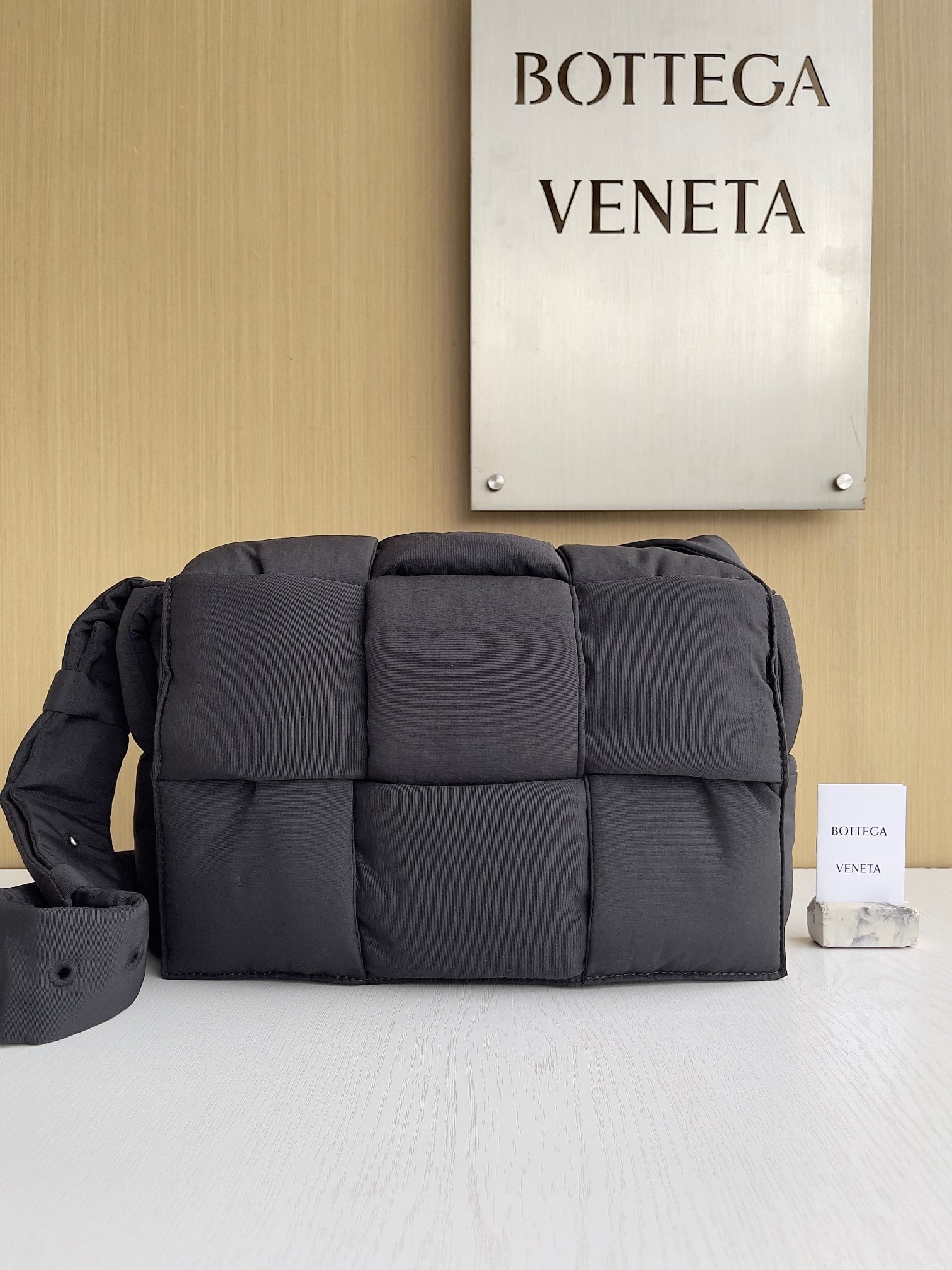 Cassette Bottega Veneta 743623