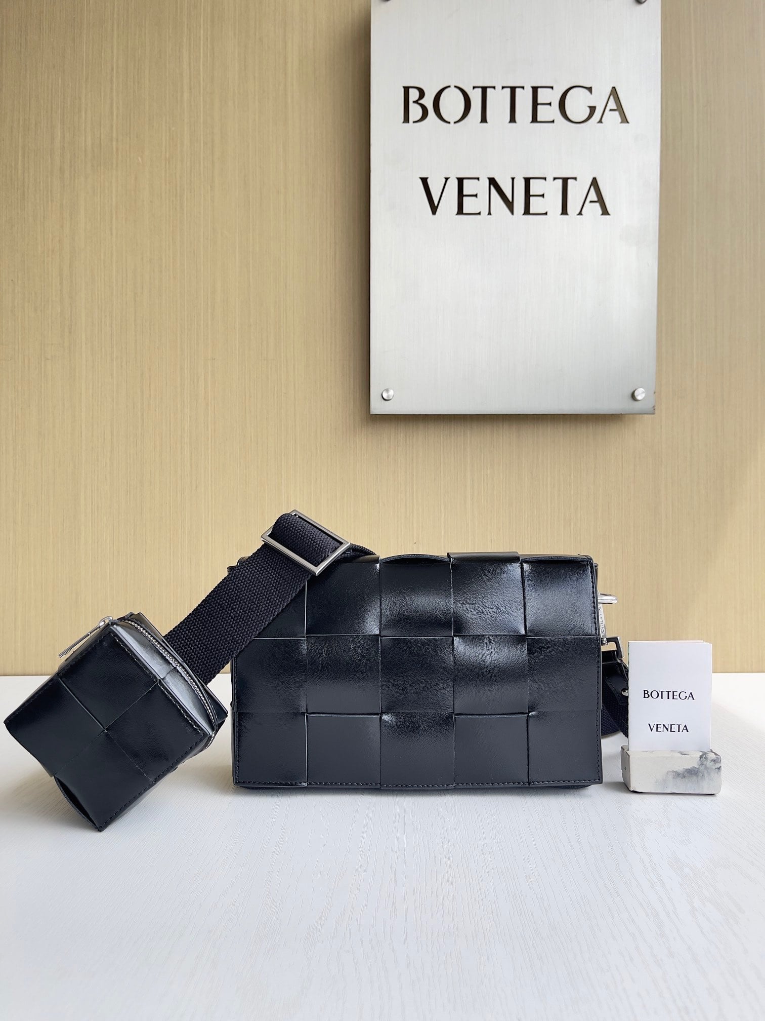 Cassette Crossbody Bottega Veneta 741777.A13