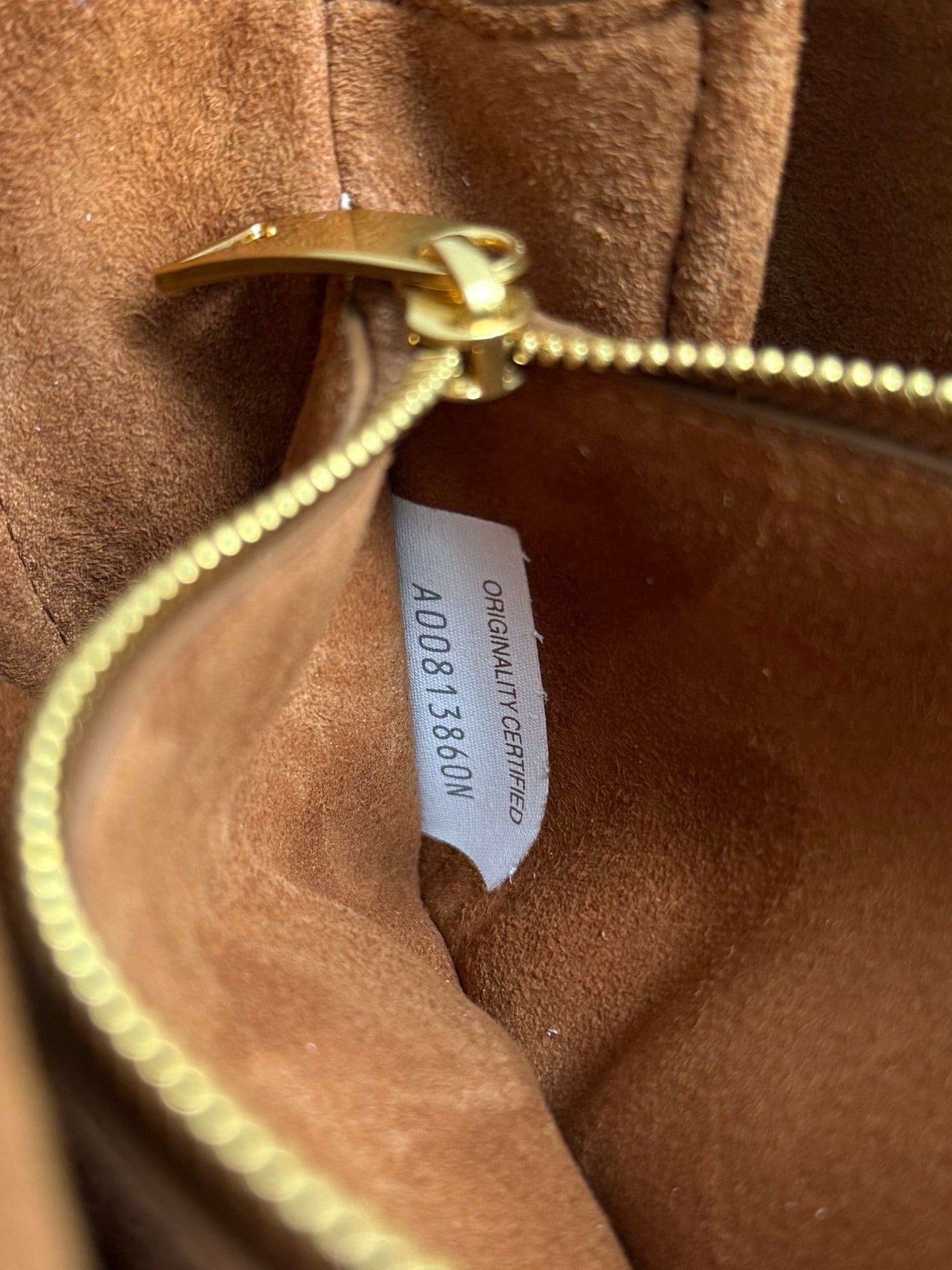 Clutch Bottega Veneta 843893.A12