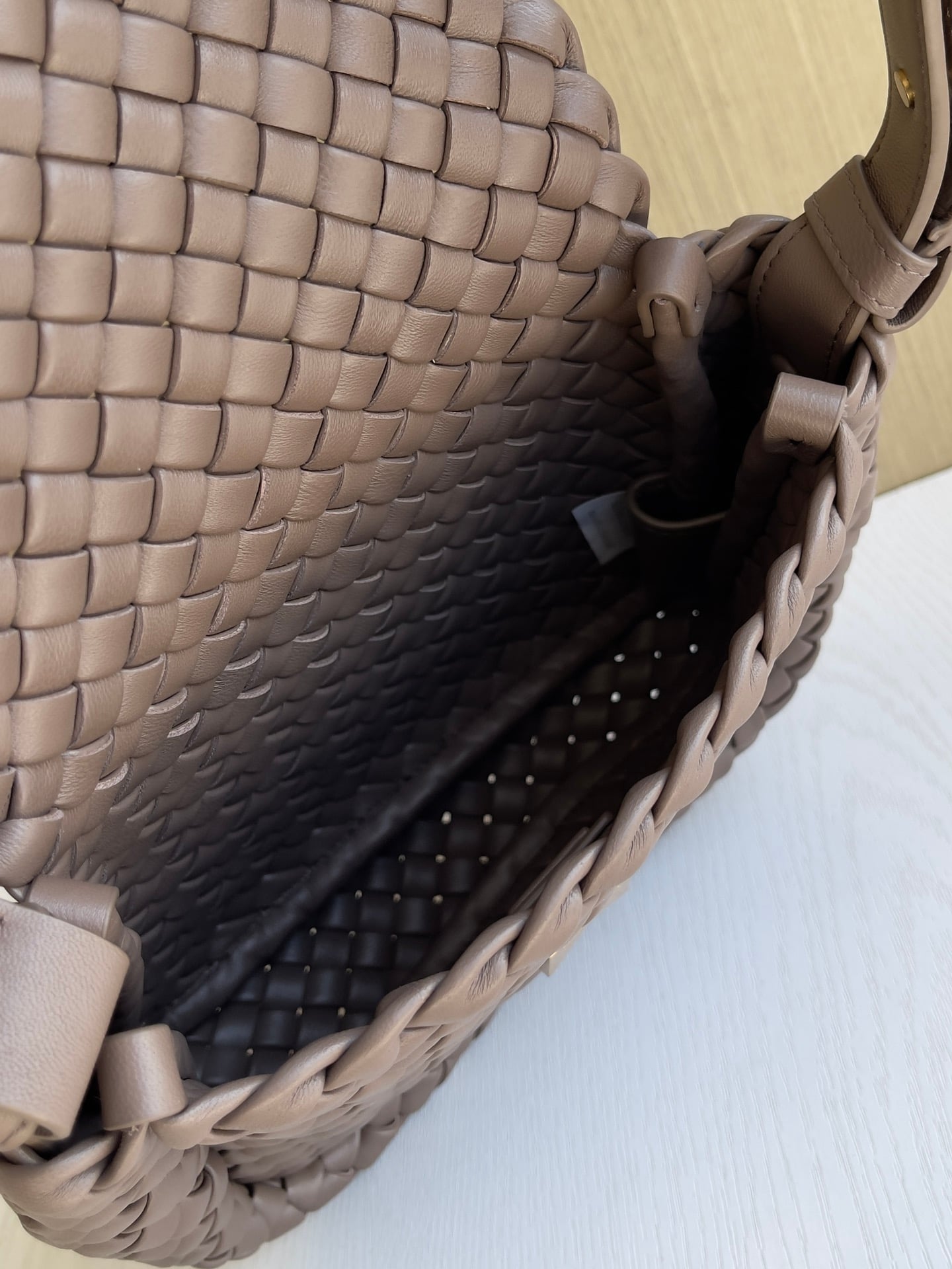 Cobble Bottega Veneta 762711.A1