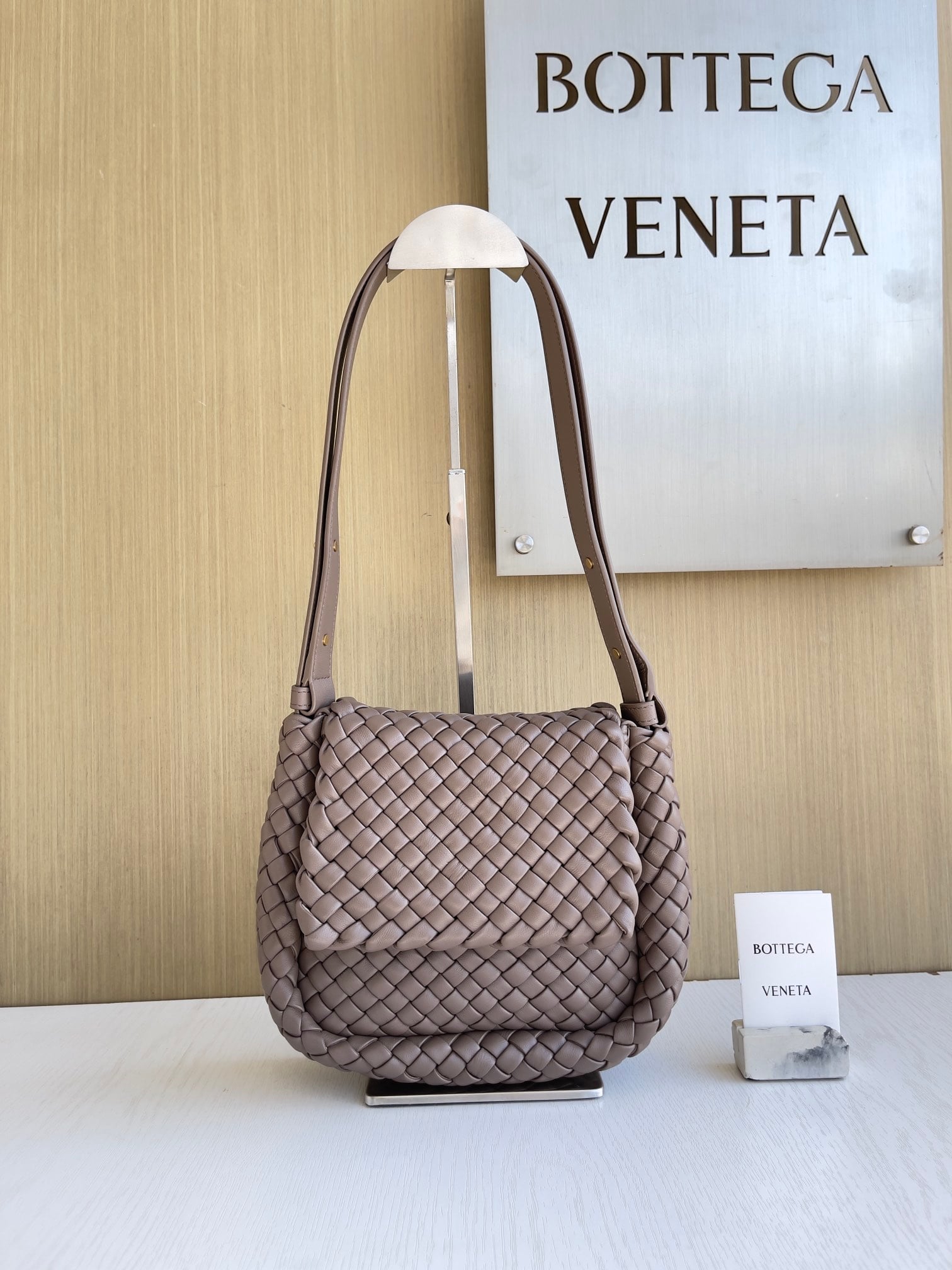 Cobble Bottega Veneta 762711.A1