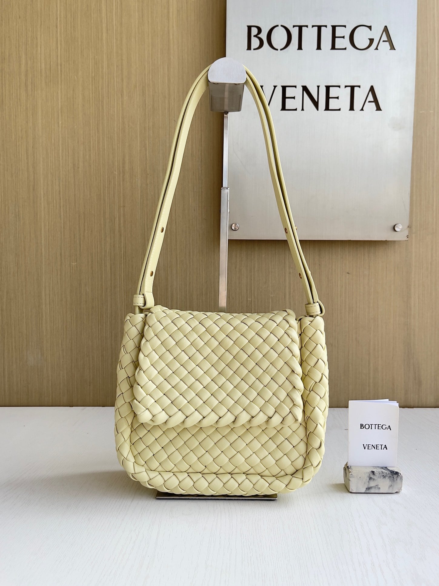 Cobble Bottega Veneta 762711.A2