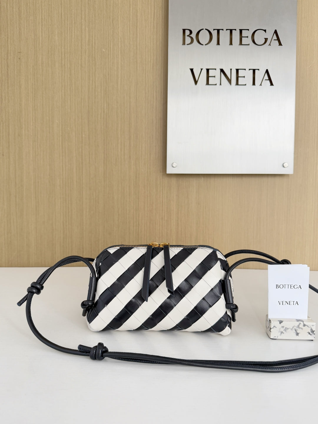 Concert Pouch - зеленый Bottega Veneta 794258.A20