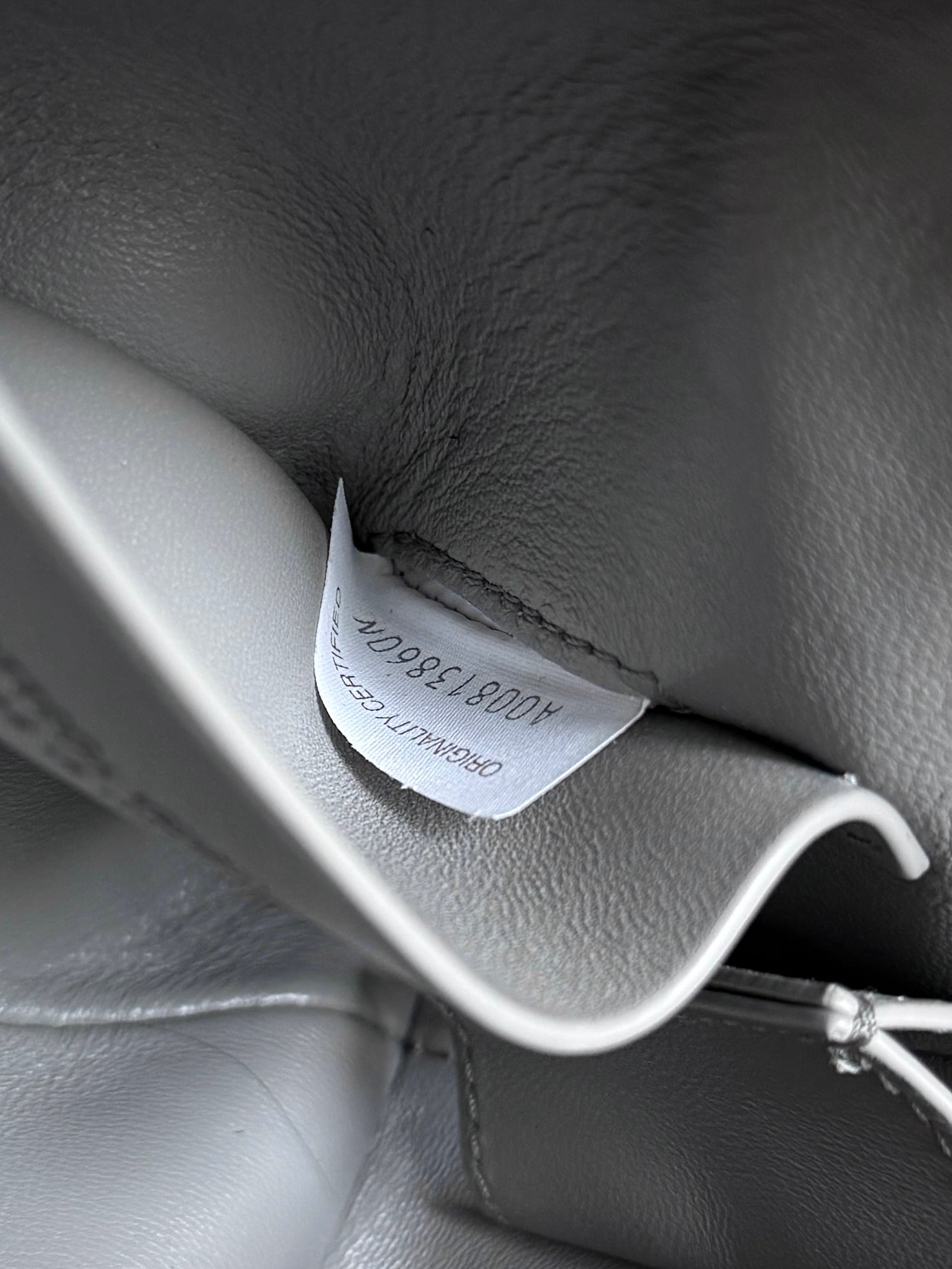 Concert Pouch - серый Bottega Veneta 794258.A22