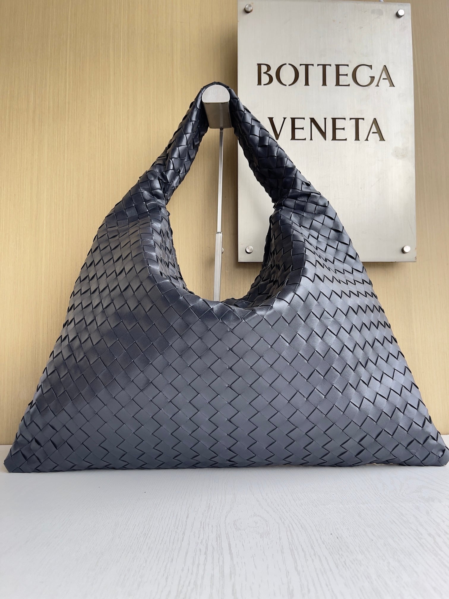 Hop Bottega Veneta 763970.A4