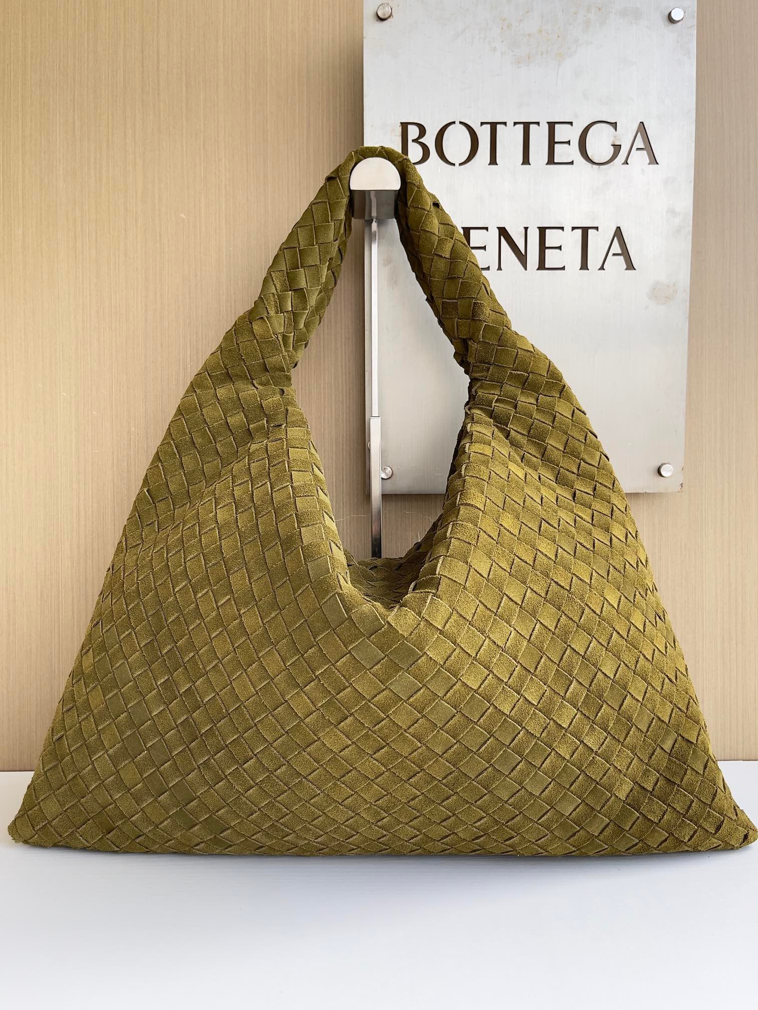 Hop Bottega Veneta 763970.A16