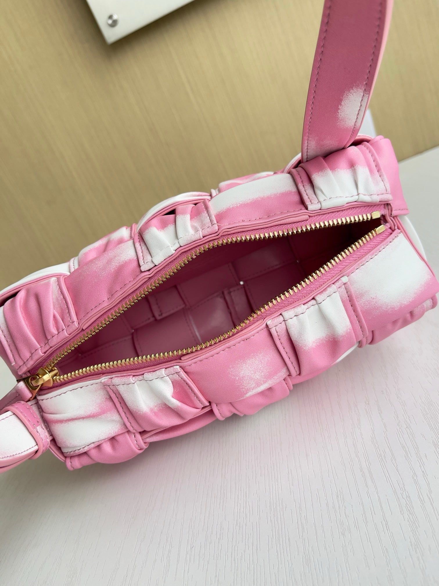Intrecciato Barrel Bottega Veneta 736233.A3